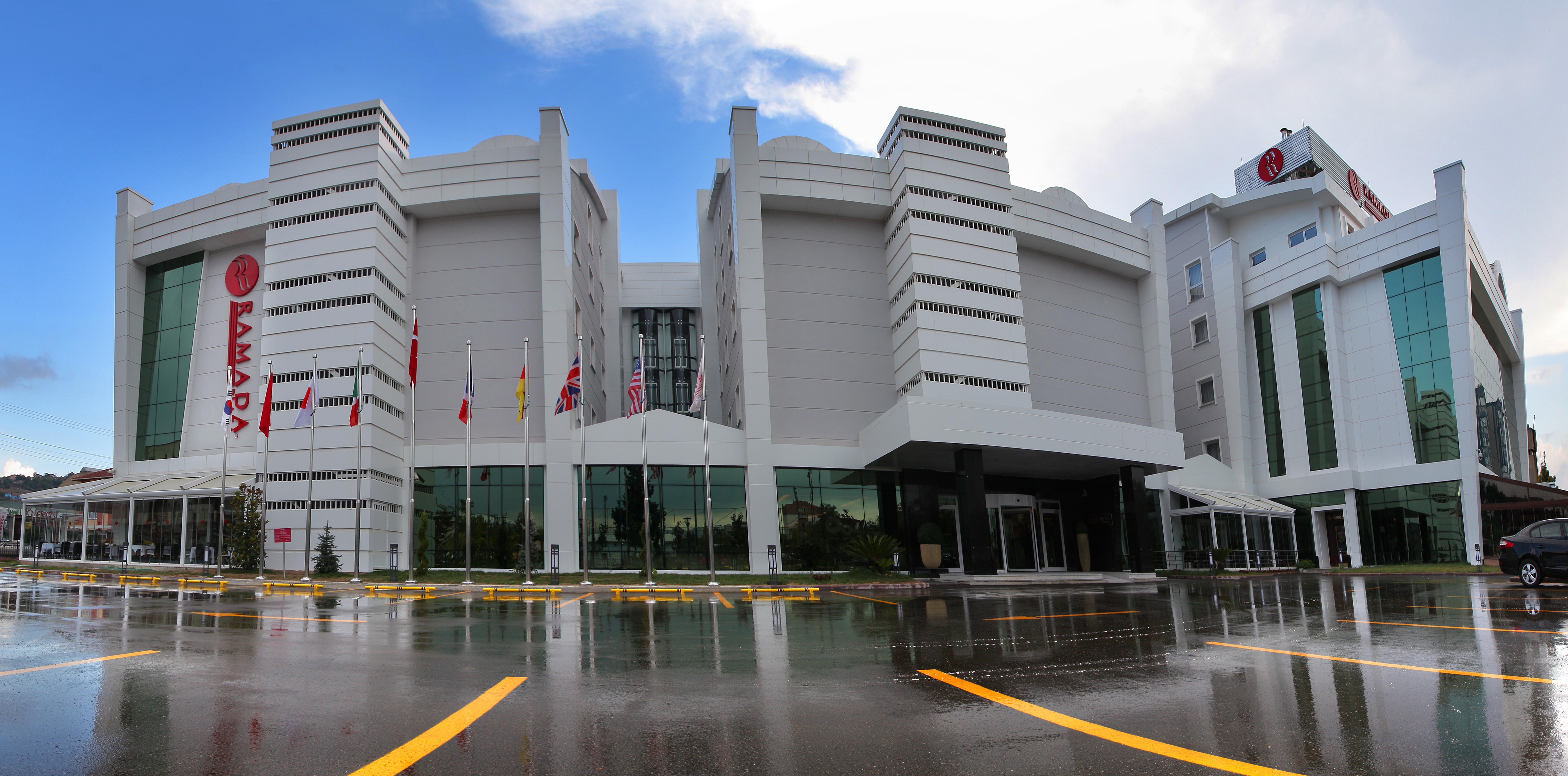 Hotel Ramada Plaza By Wyndham Izmit