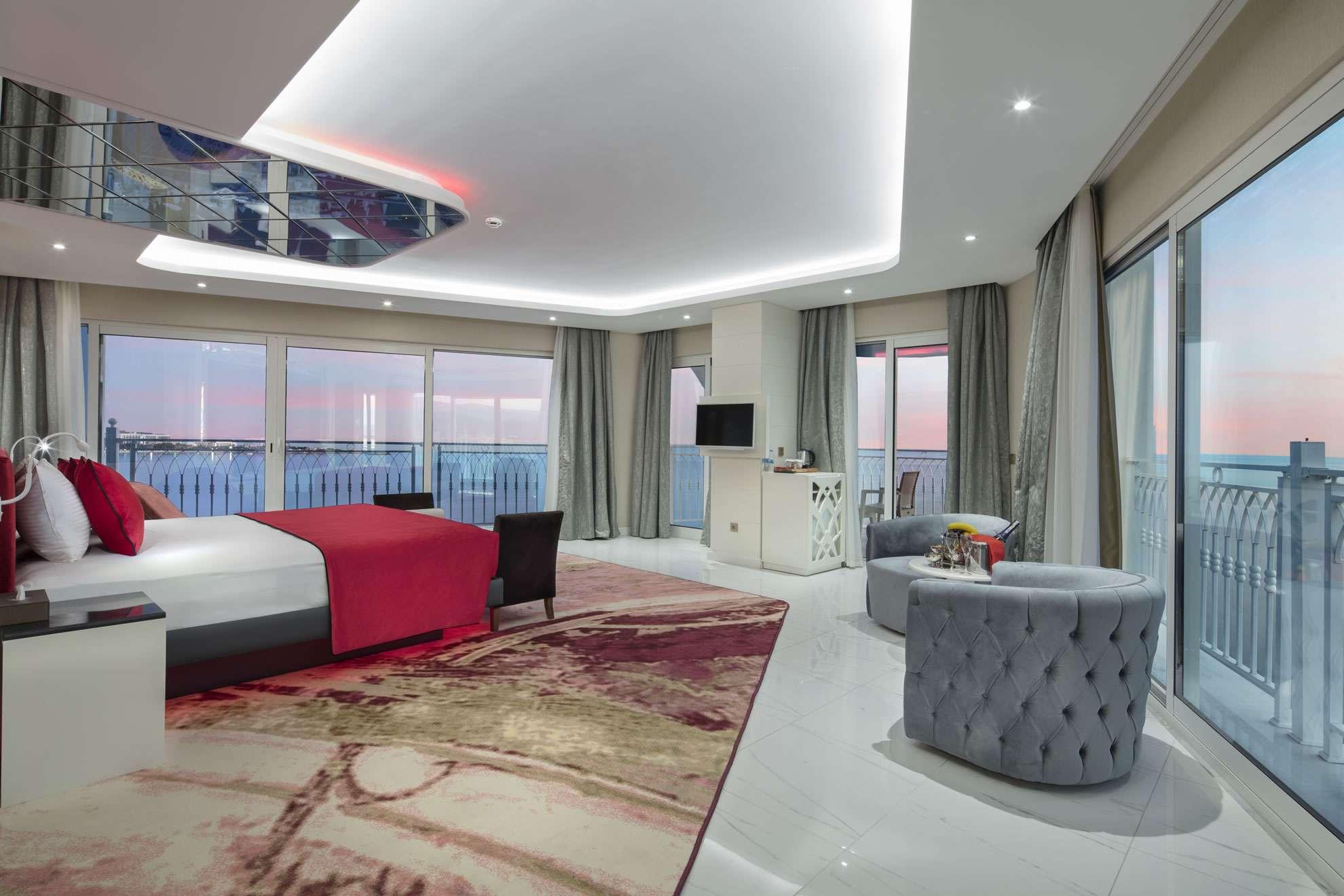 Granada Luxury Hotel