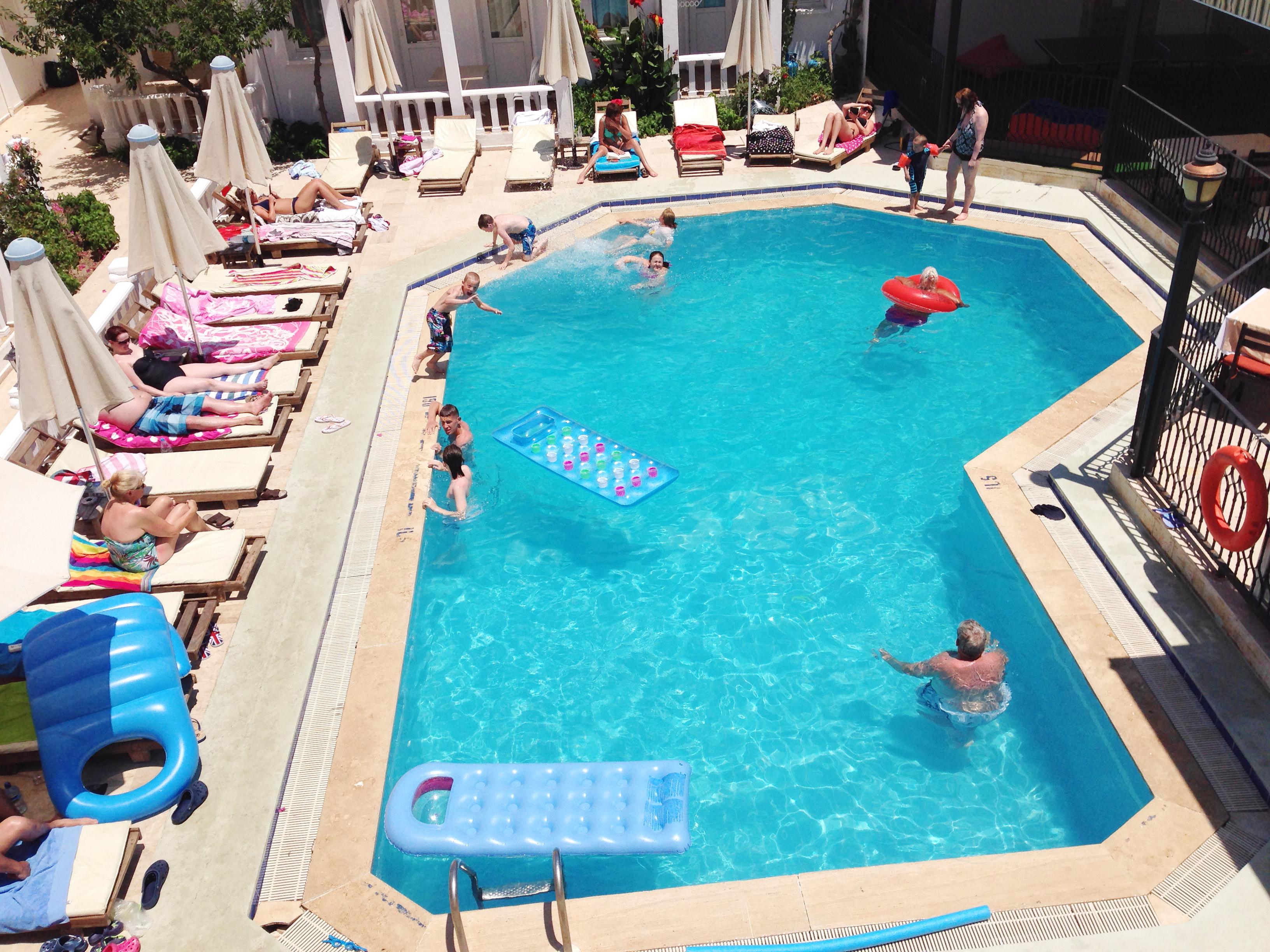 Hotel The Hello 3*