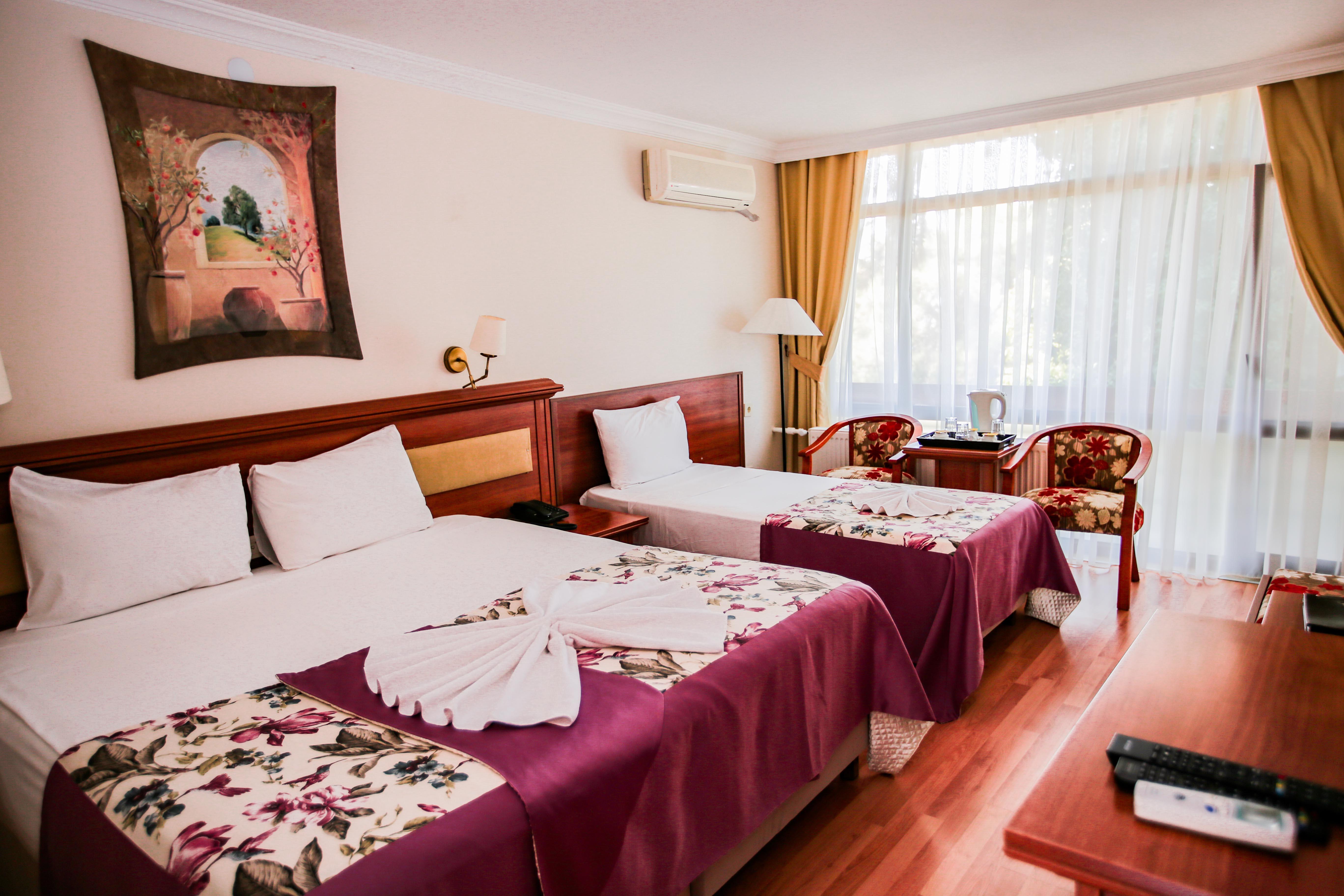Hotel Troia Tusan
