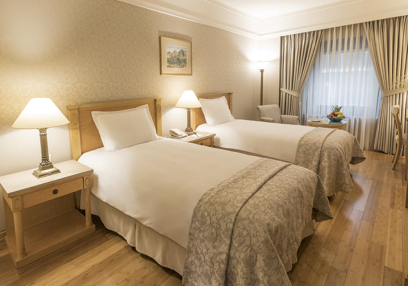 Zorlu Grand 5*