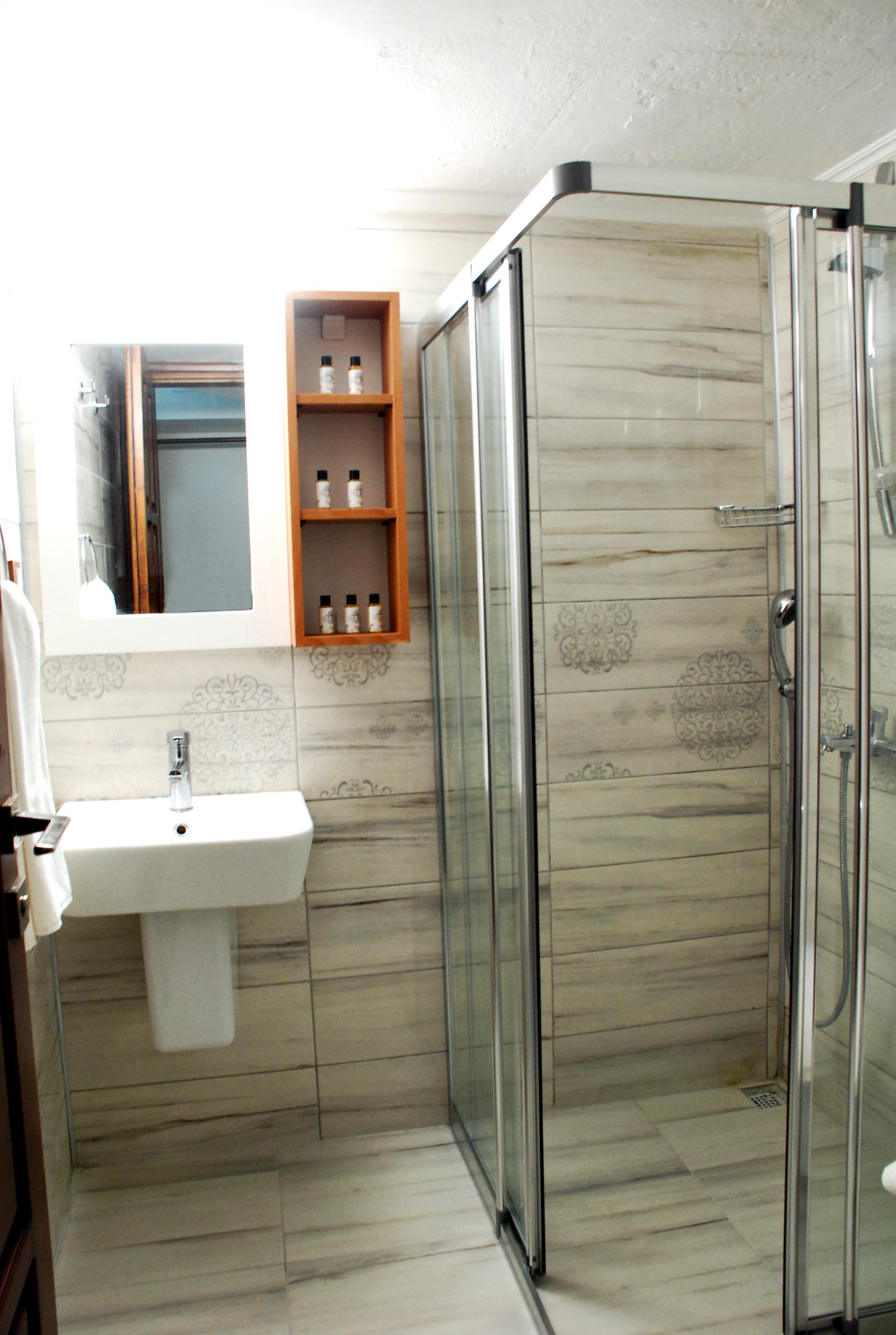 Elegance 3*