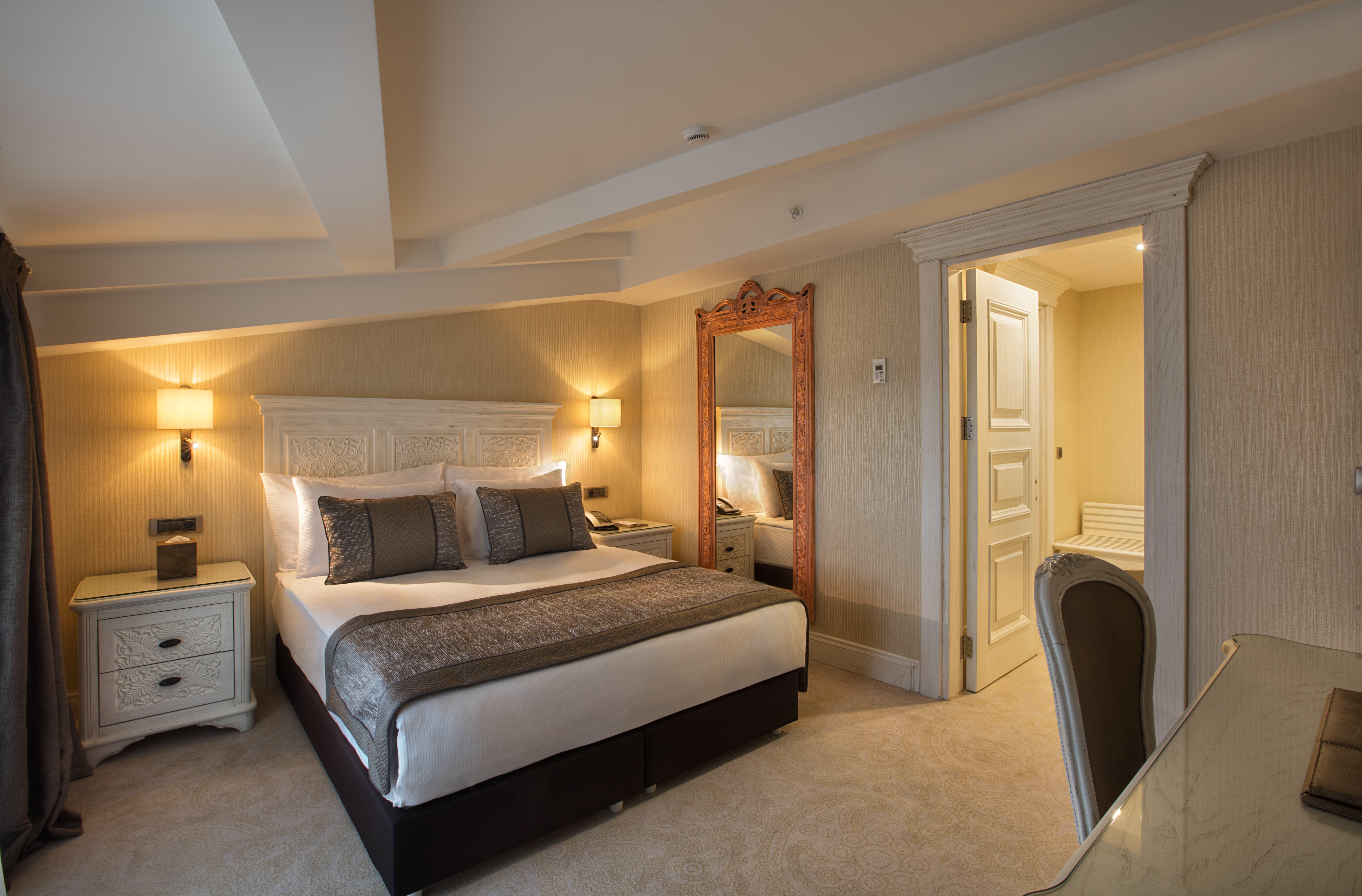 Ottoman's Life Deluxe Hotel