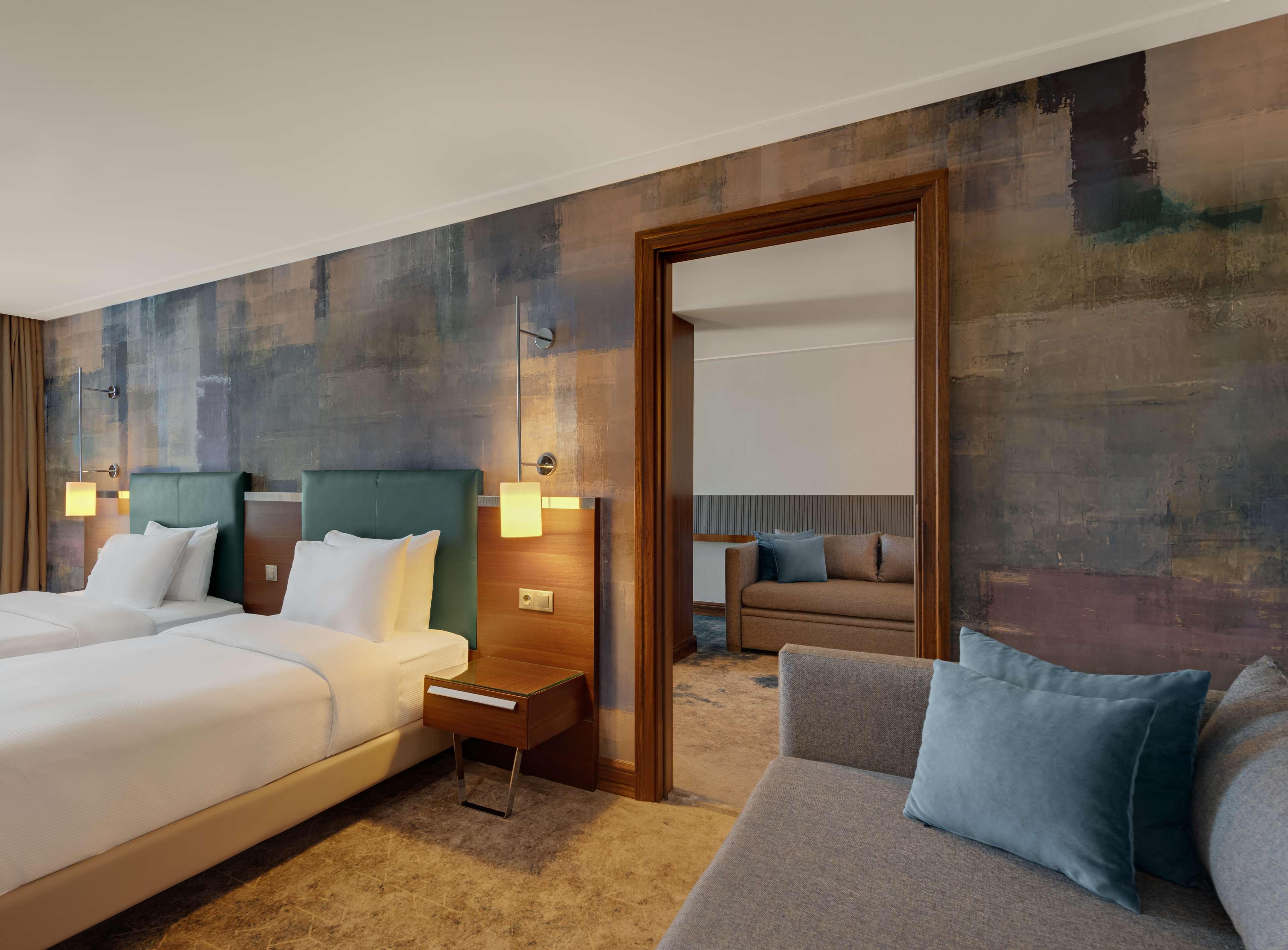 Doubletree By Hilton 5*