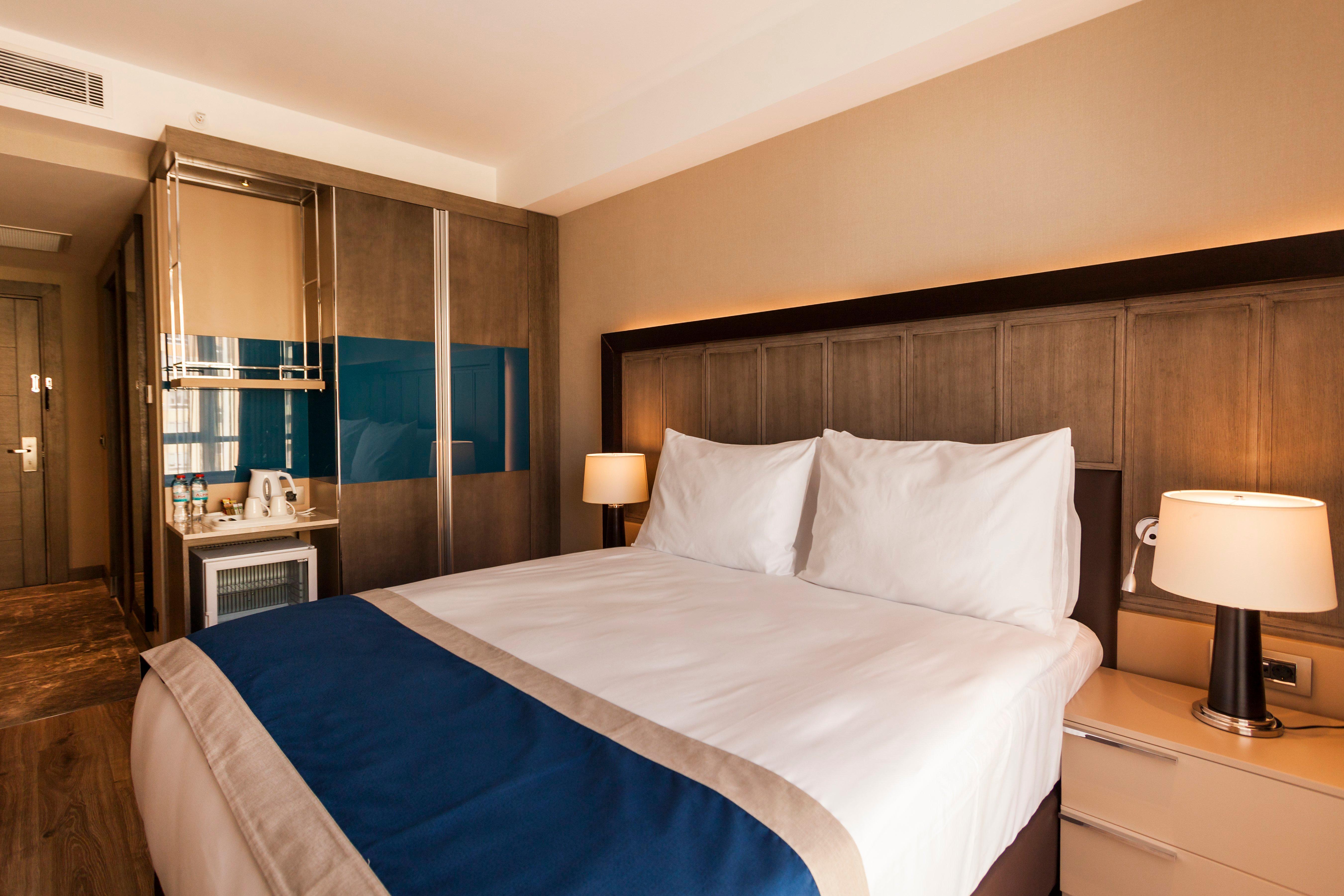 - Duvenonu By Ihg Hotel 4*