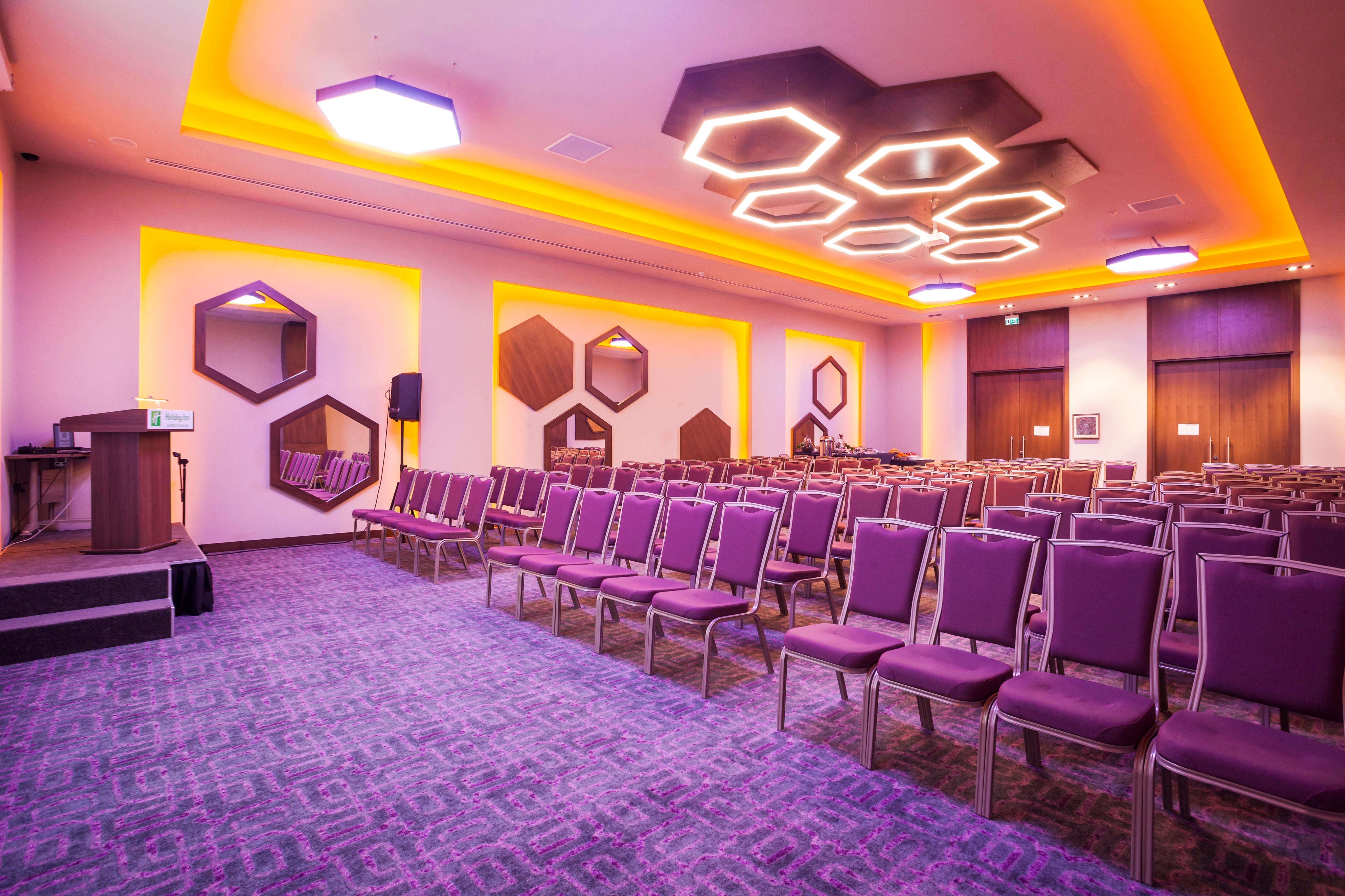 - Duvenonu By Ihg Hotel 4*
