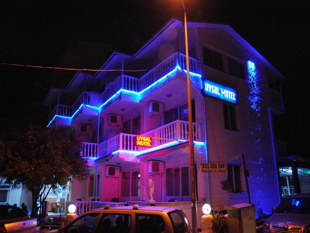 Uysal Bed & Breakfast 3*