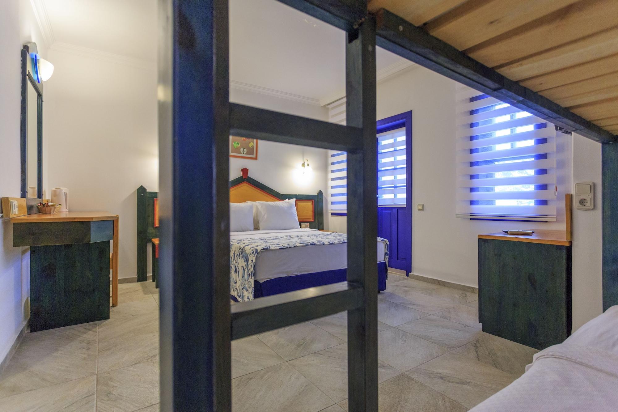Hotel By Z 4*