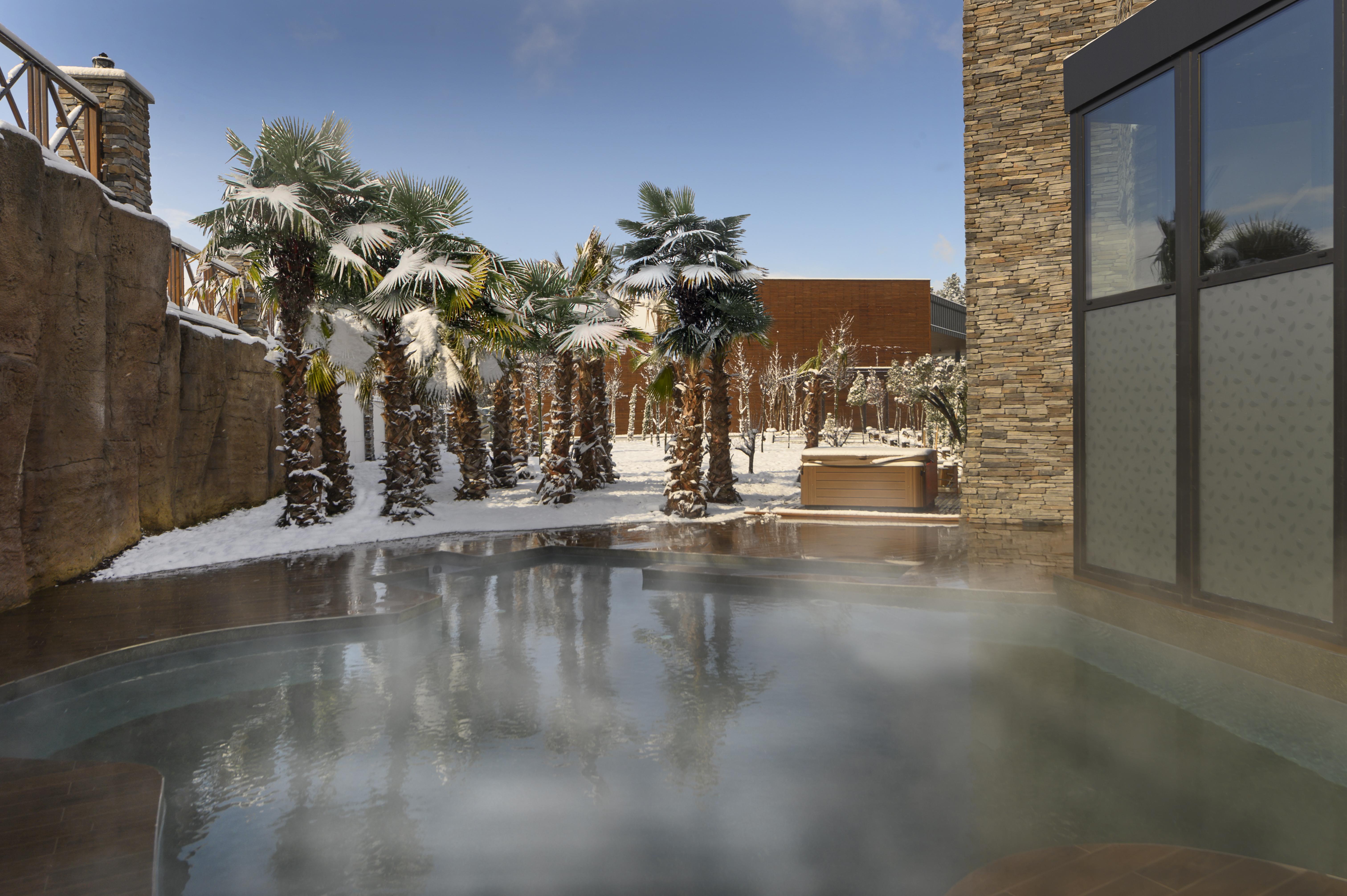 Elite World Grand Hotel