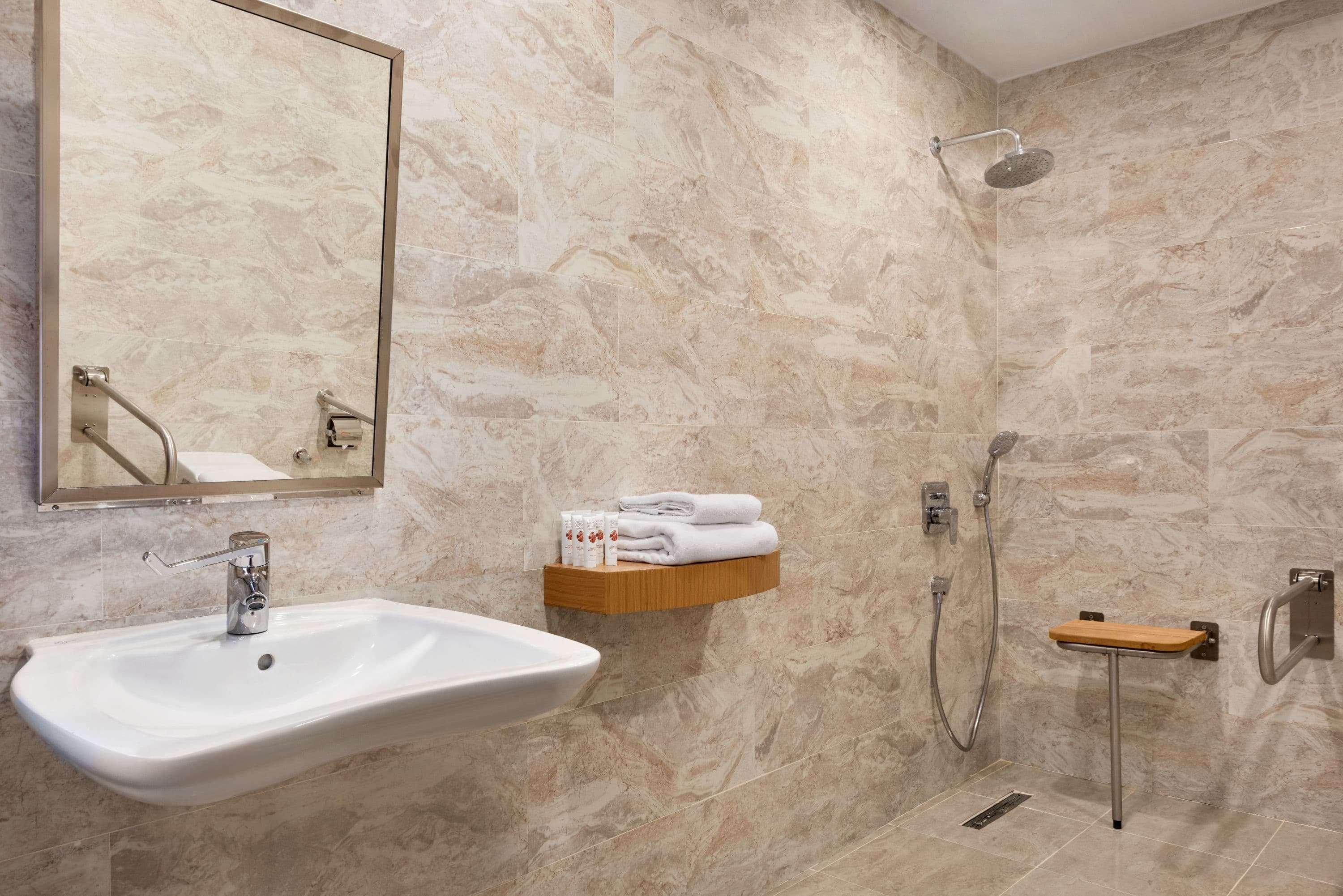 Tryp By Wyndham Izmit Hotel