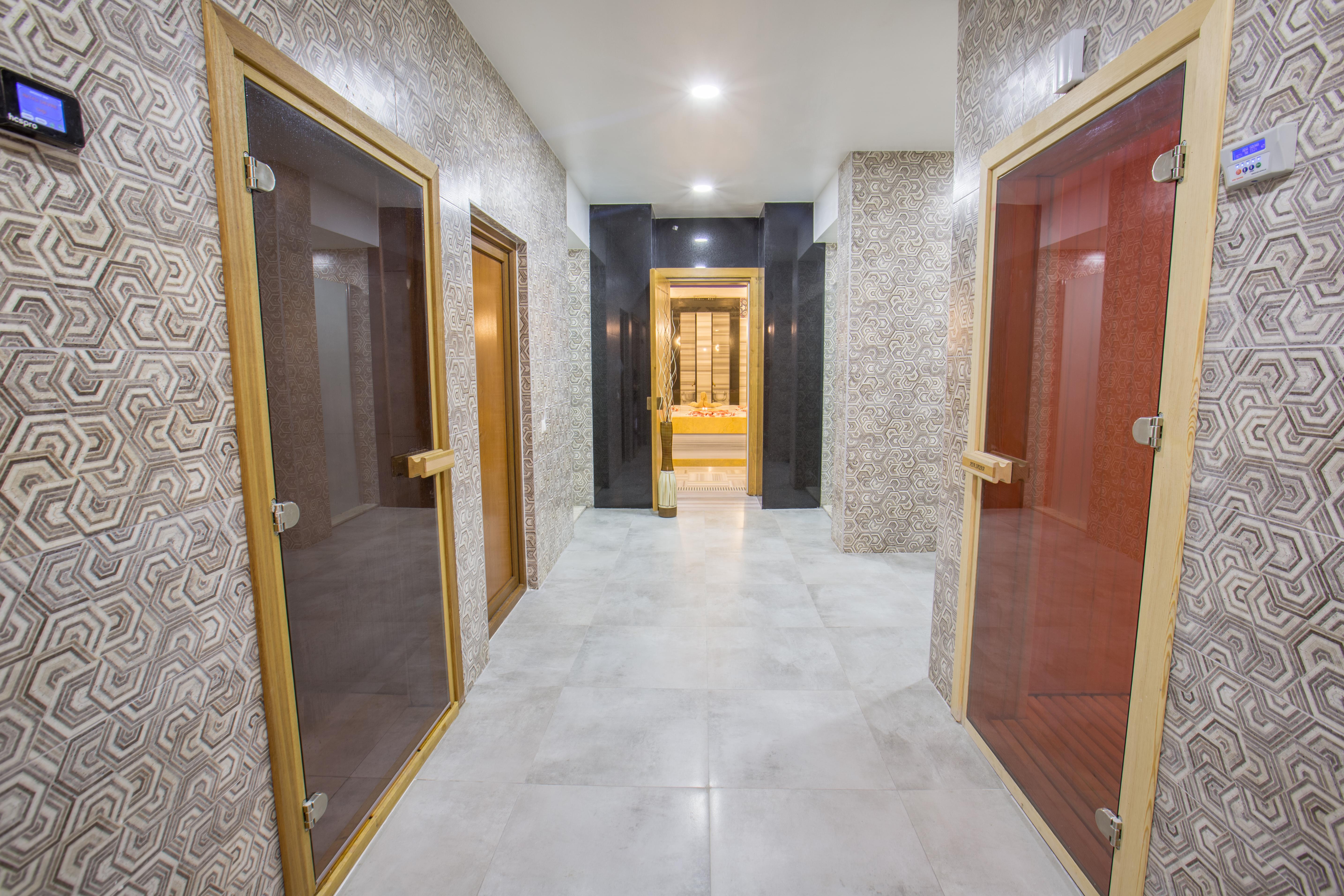 Aquamarin & Hotel 4*