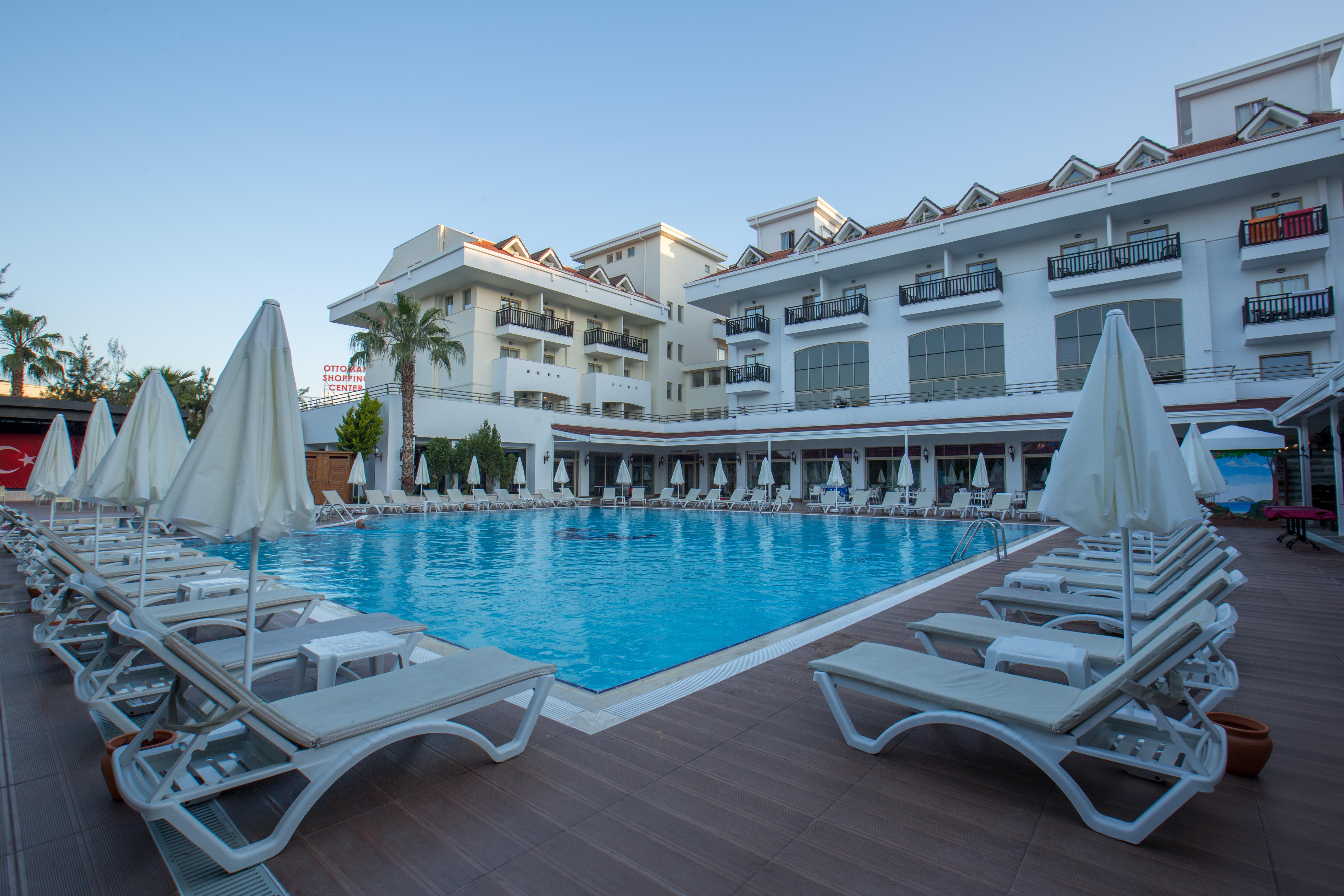 Aquamarin & Hotel Side
