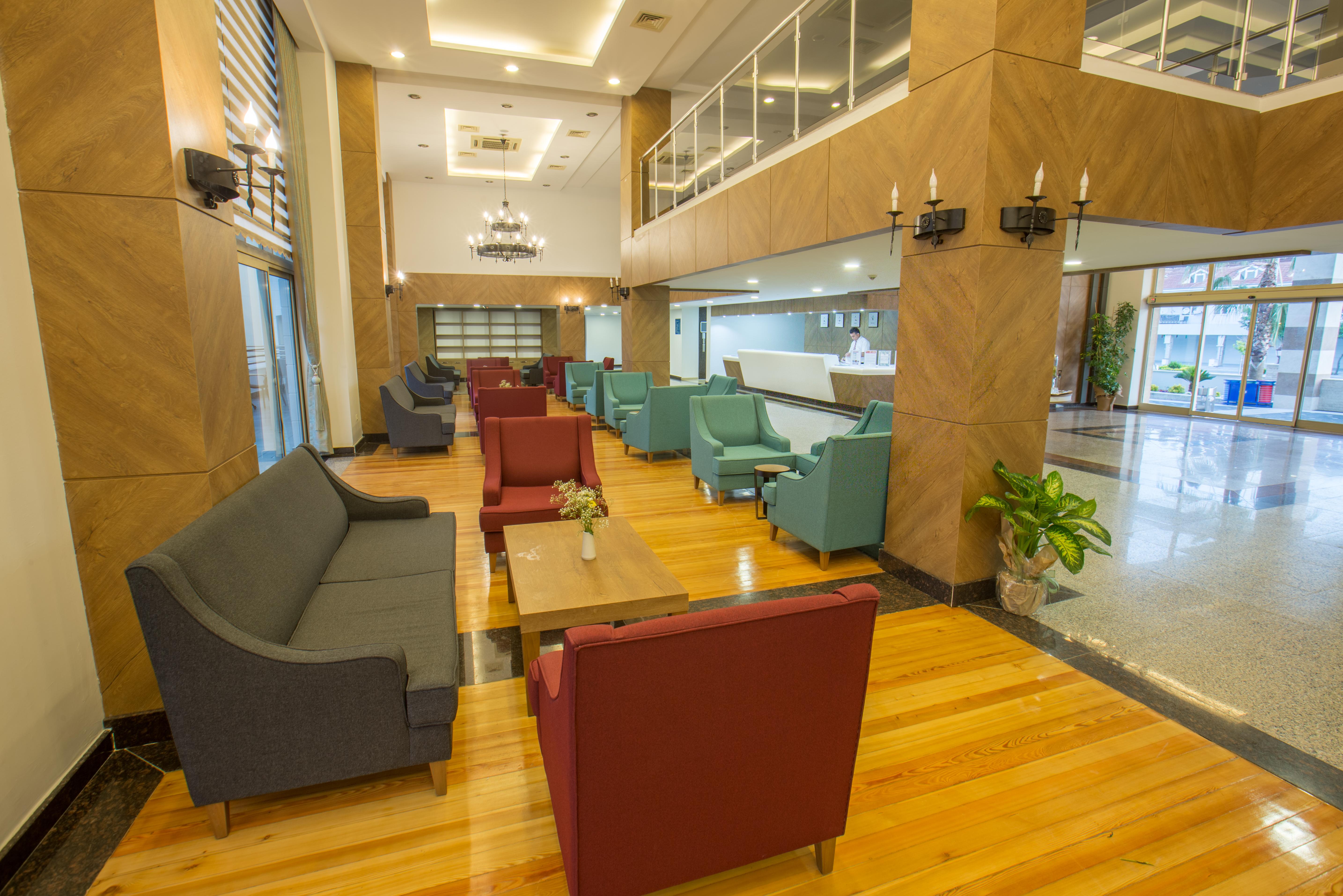 Aquamarin & Hotel 4*