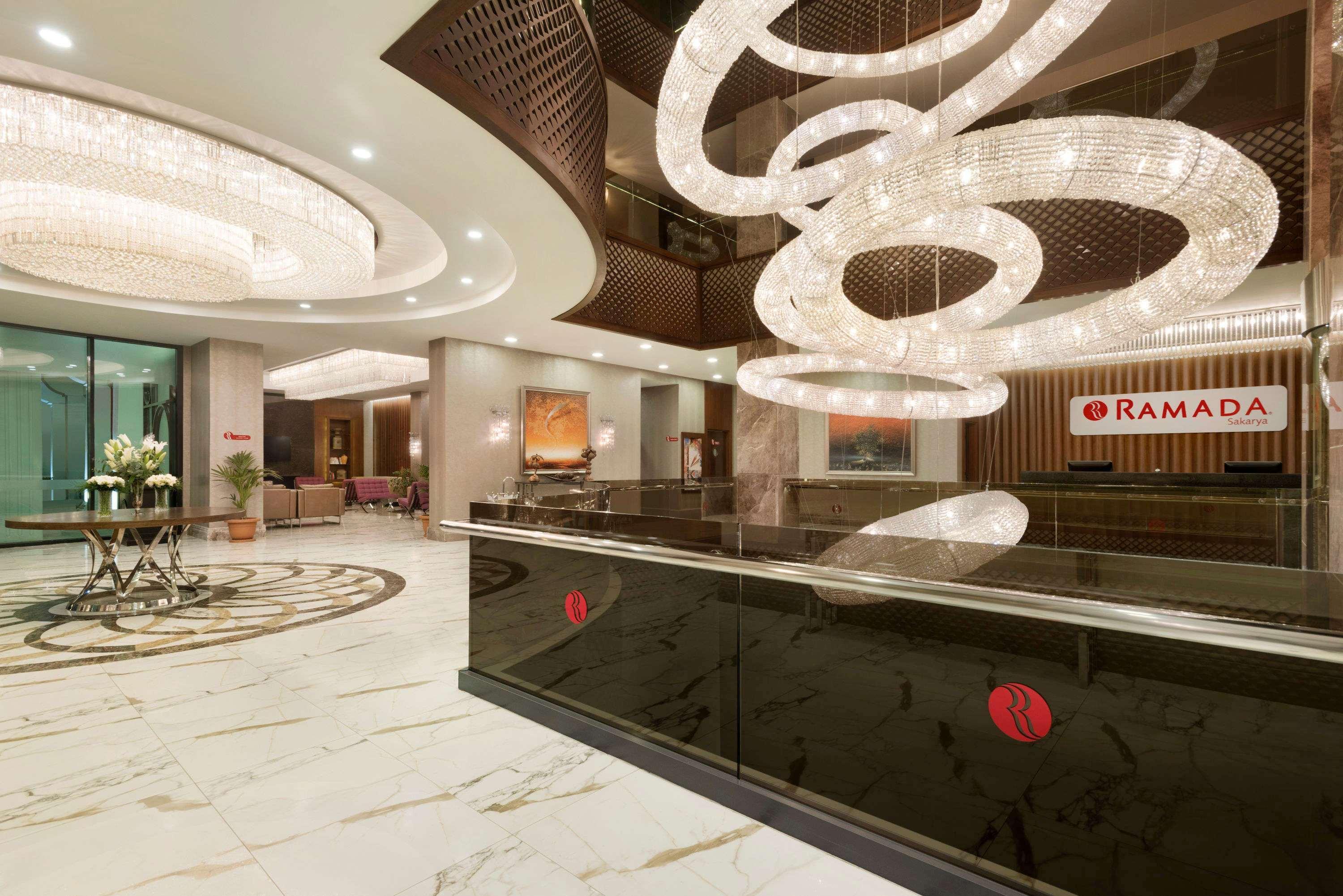 Hotel Ramada By Wyndham Sakarya 5*