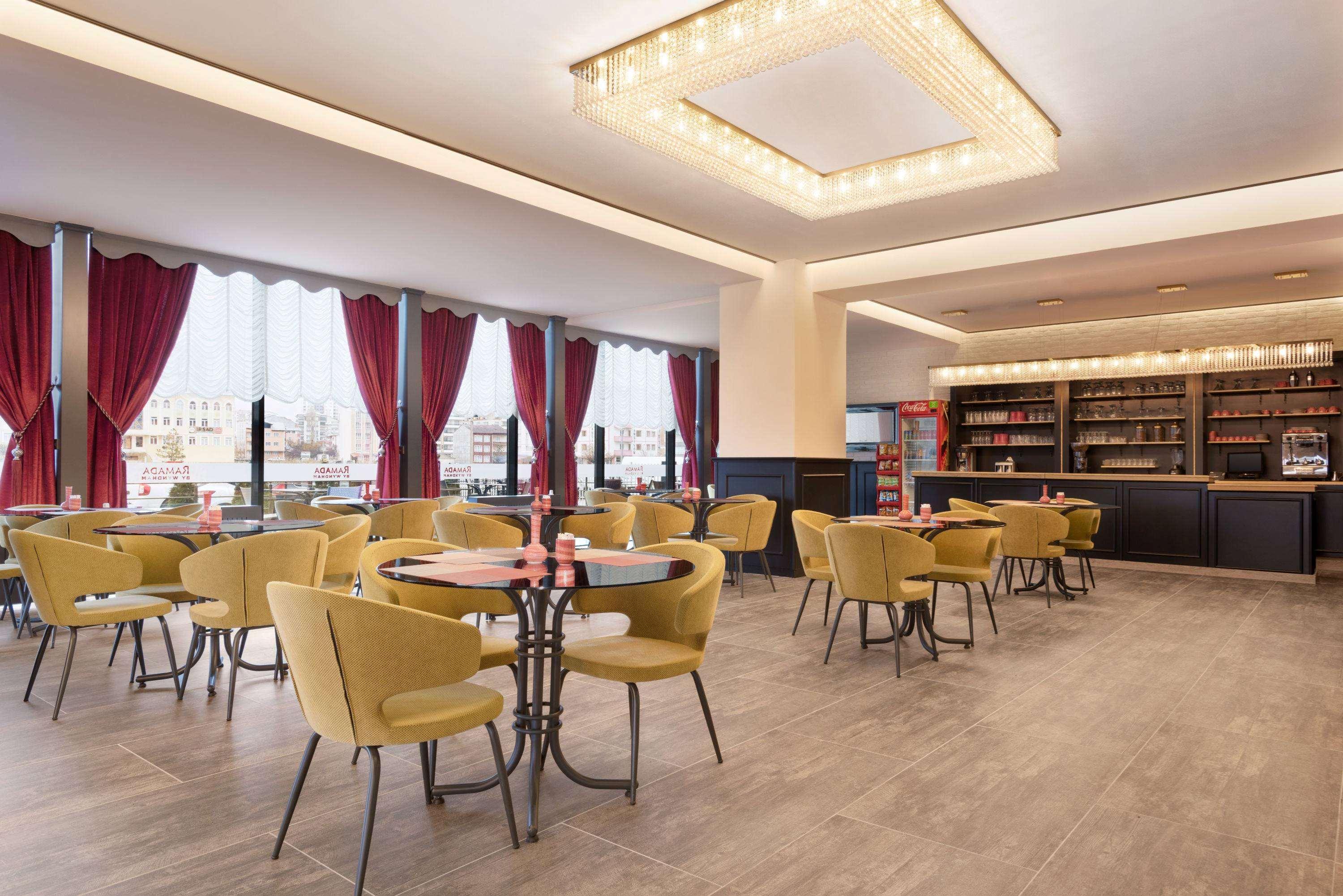 Hotel Ramada By Wyndham 3*