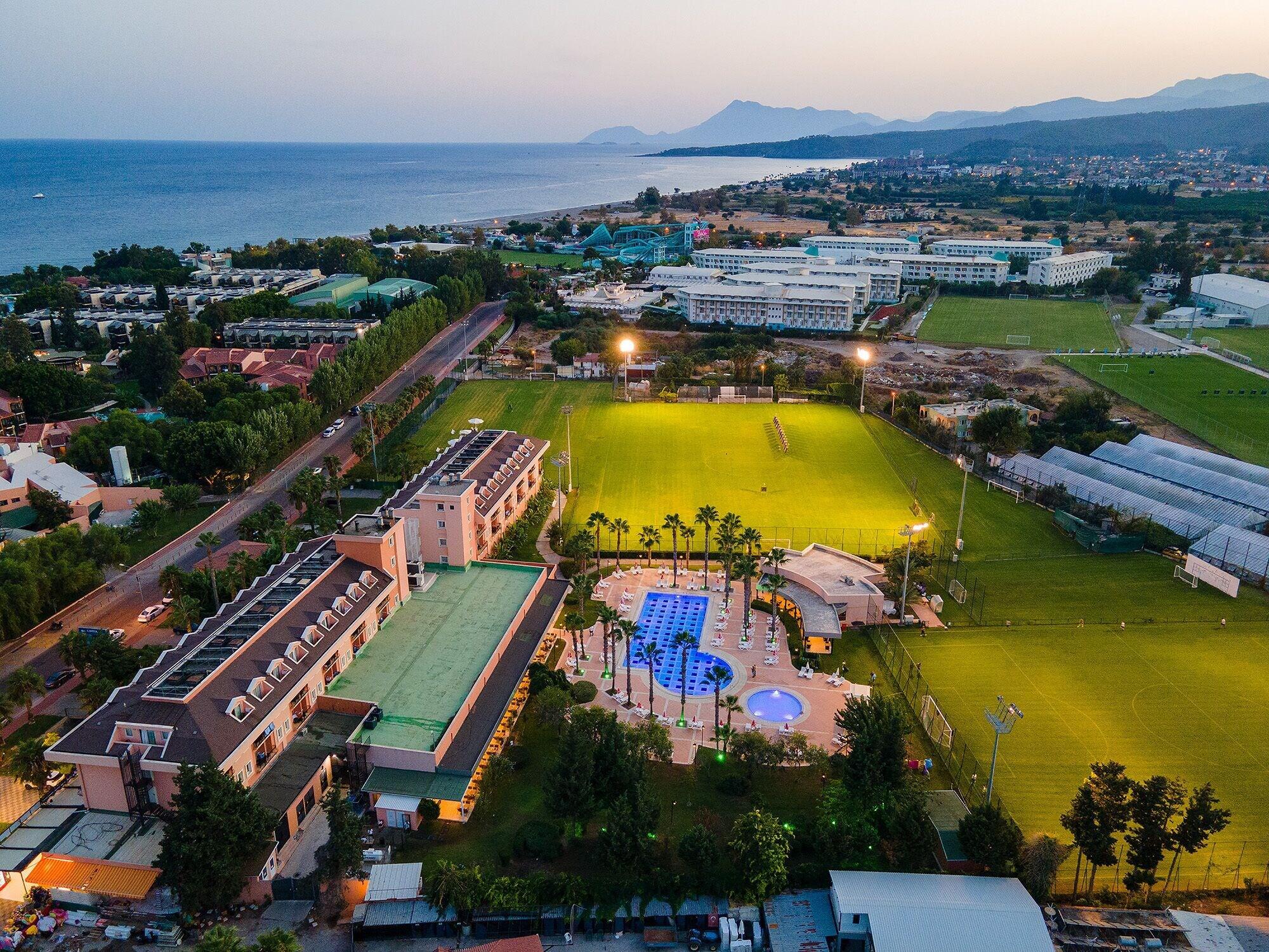 Viking Park 4*