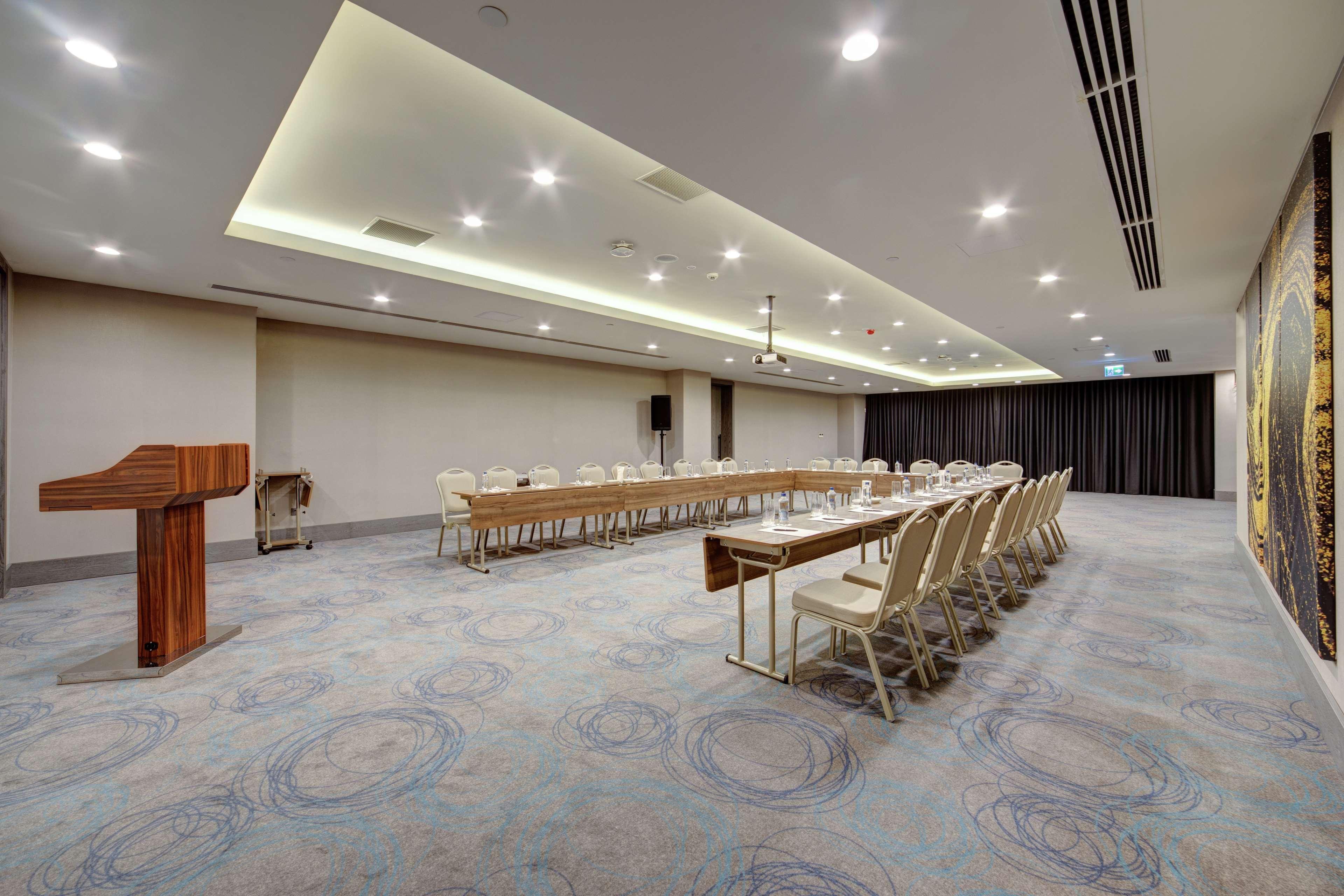 Doubletree By Hilton Hotel