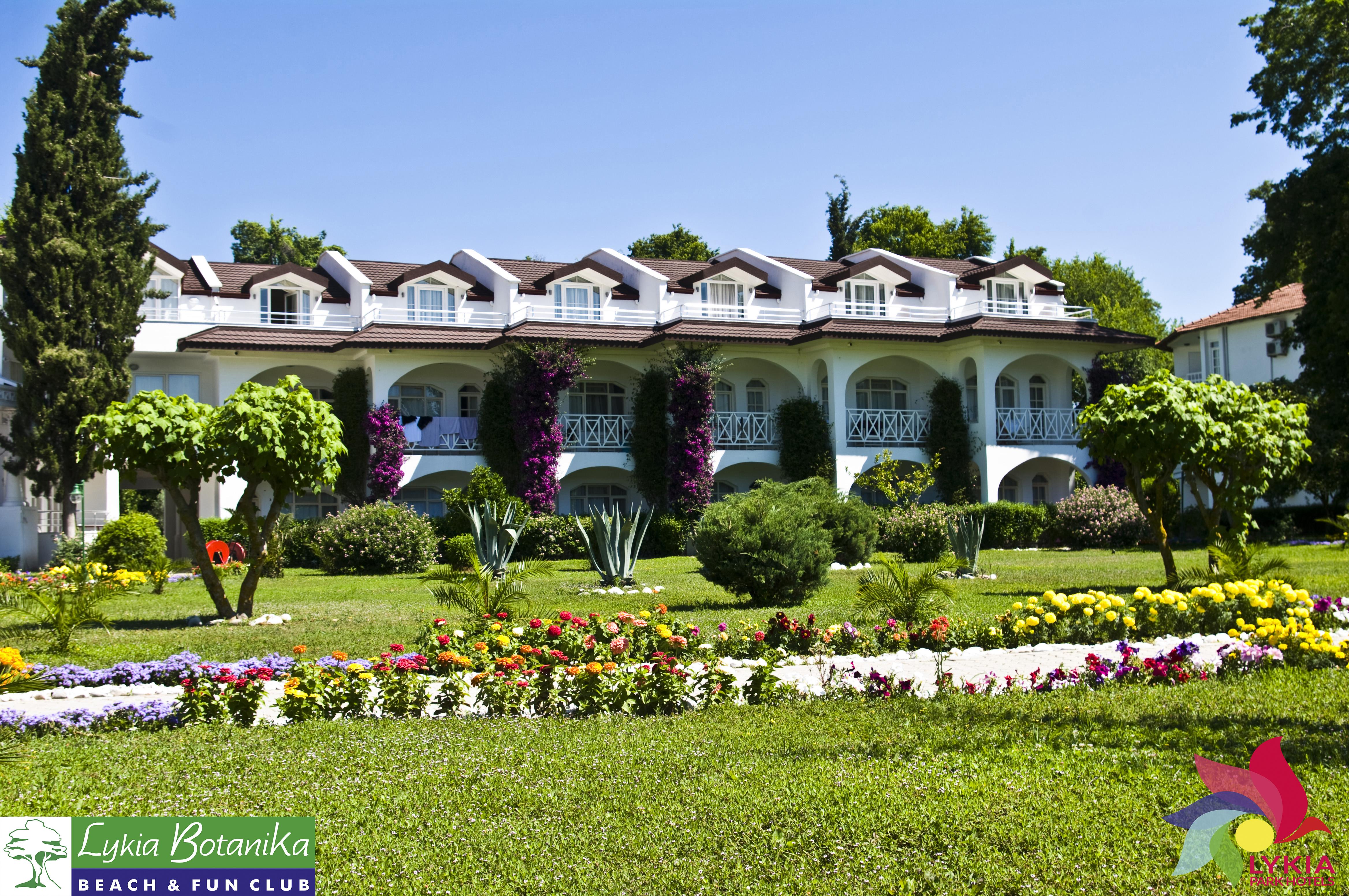 Lykia Botanika Fun & Club Hotel 4*