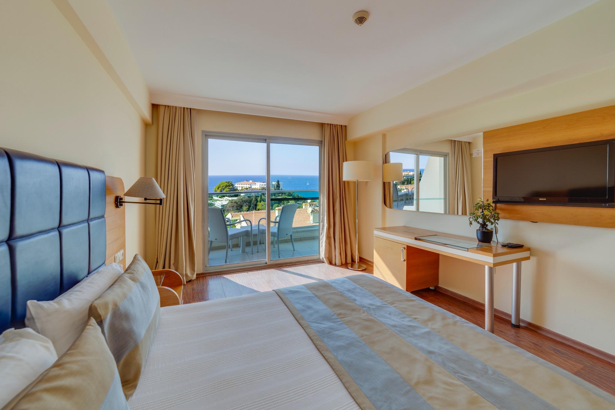 Marina Hotel