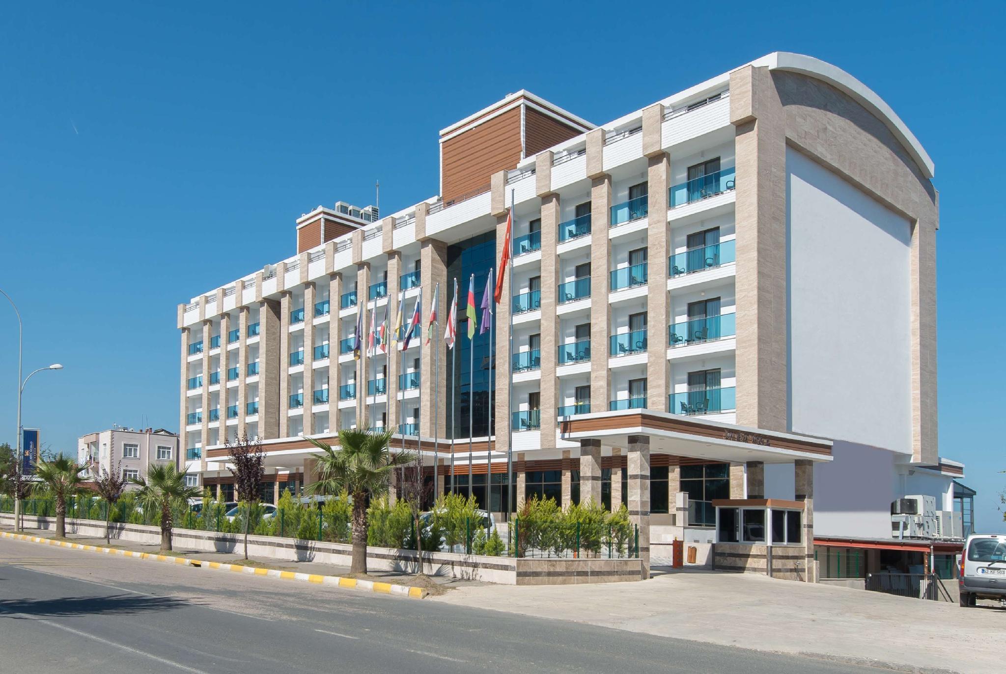Ramada By Wyndham