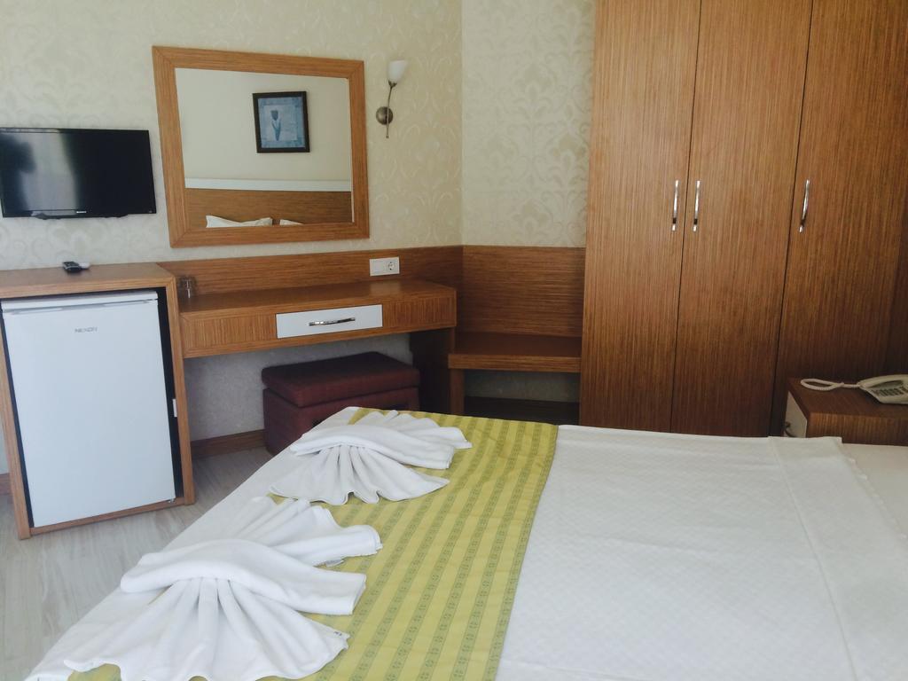 Hotel Harmony