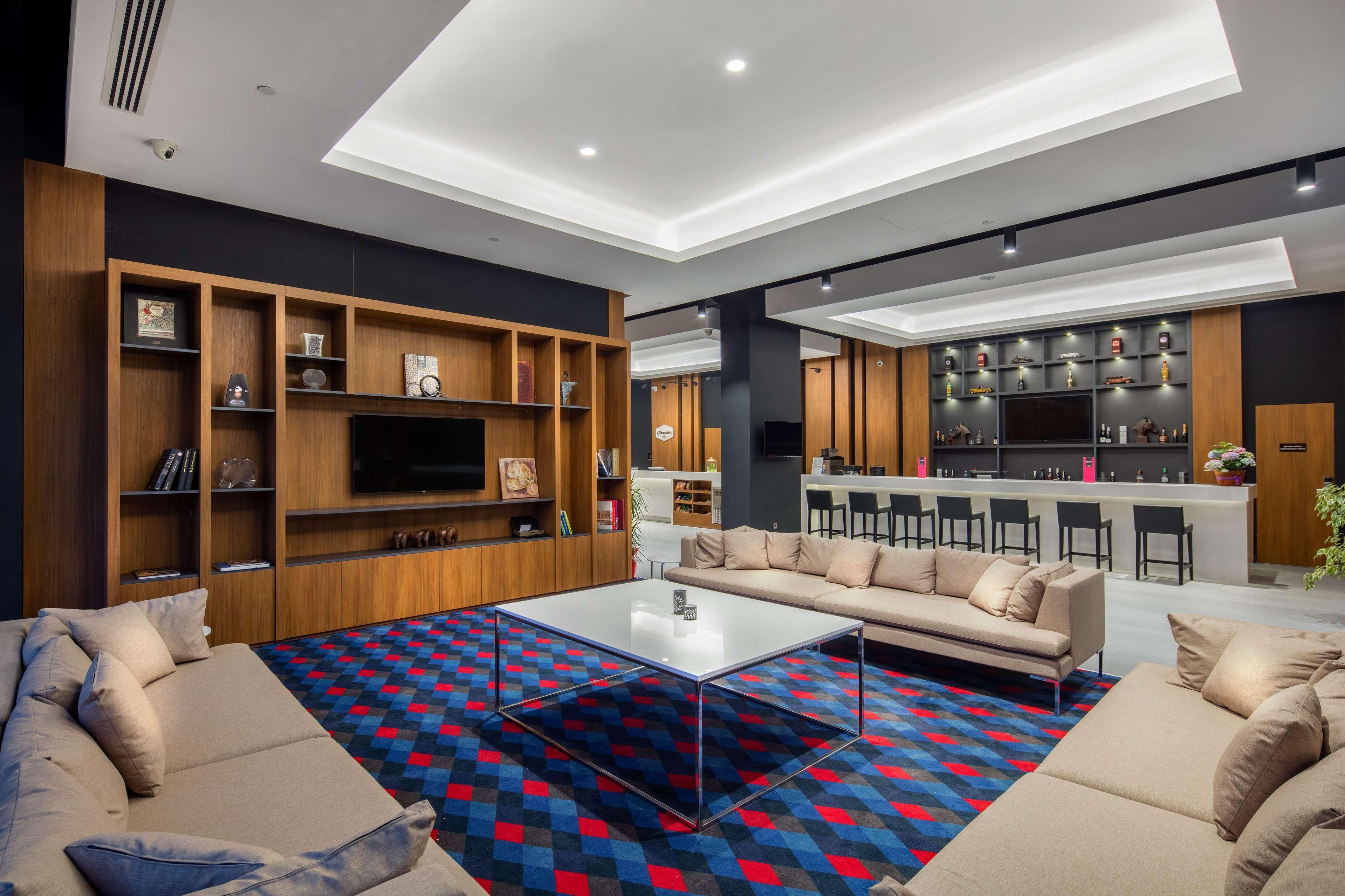Hotel Hampton By Hilton Izmir Aliaga