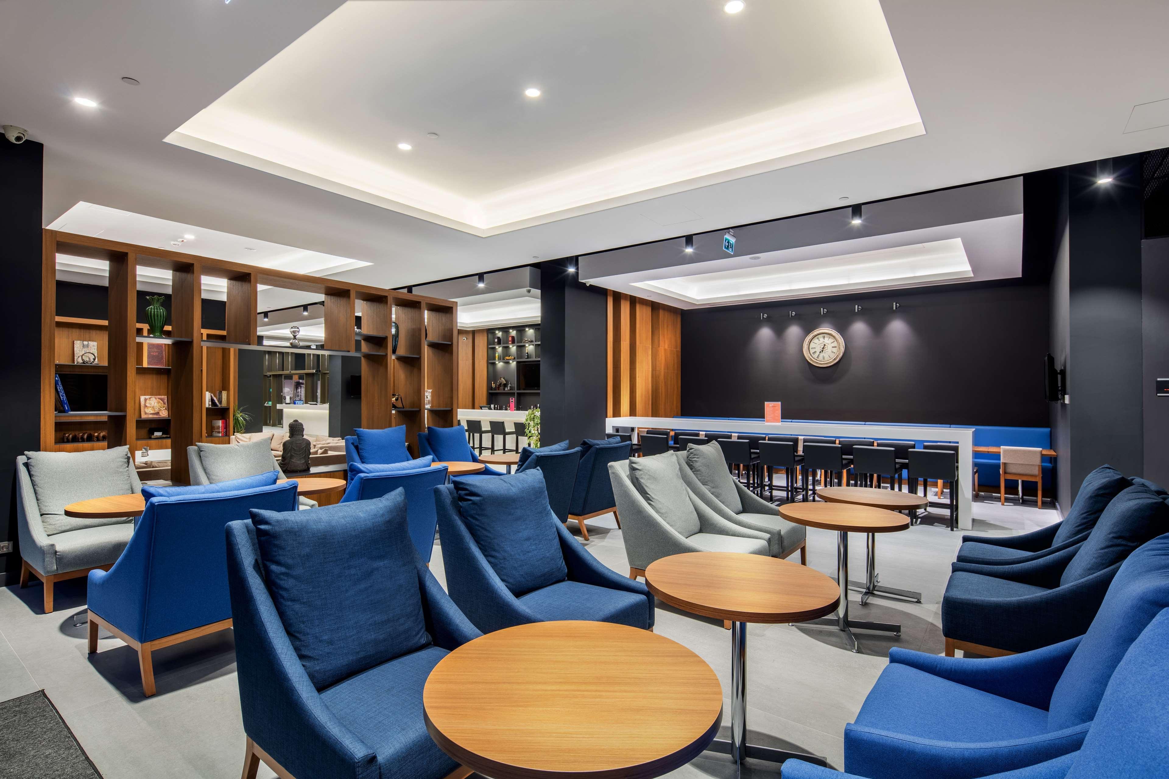 Hampton By Hilton Izmir