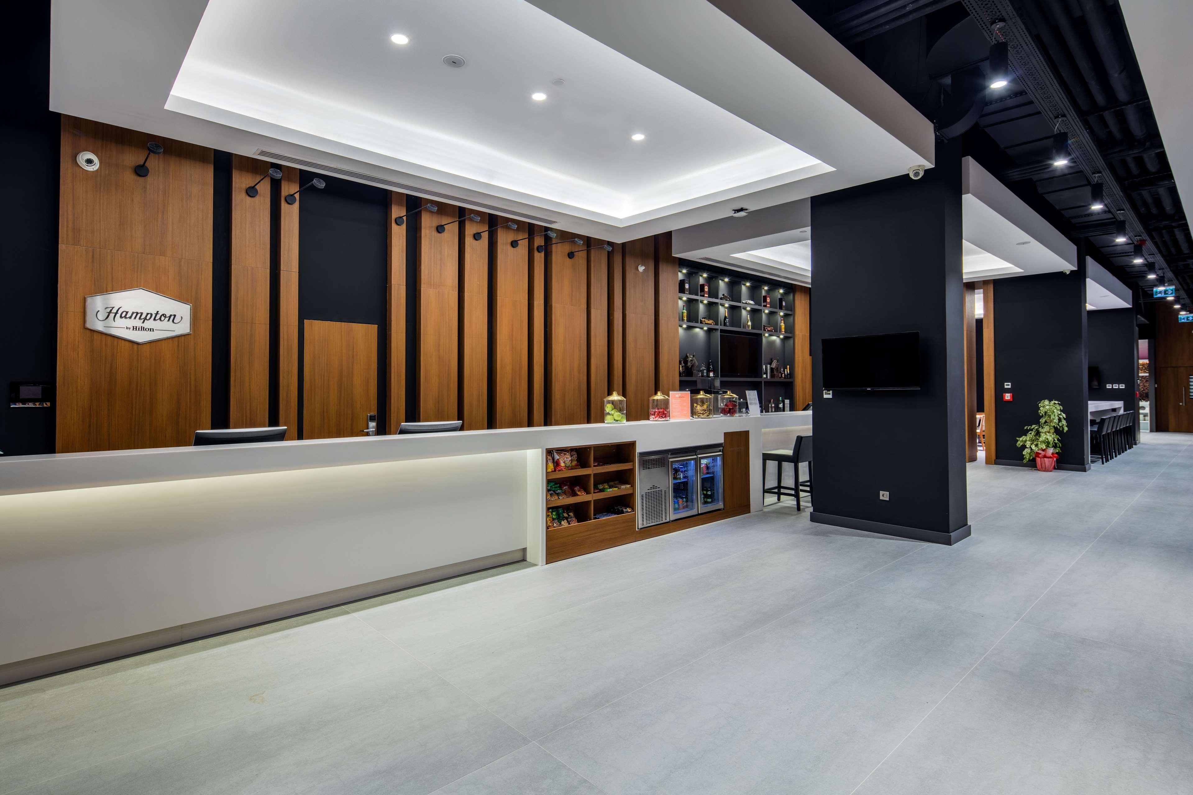 Hampton By Hilton Izmir