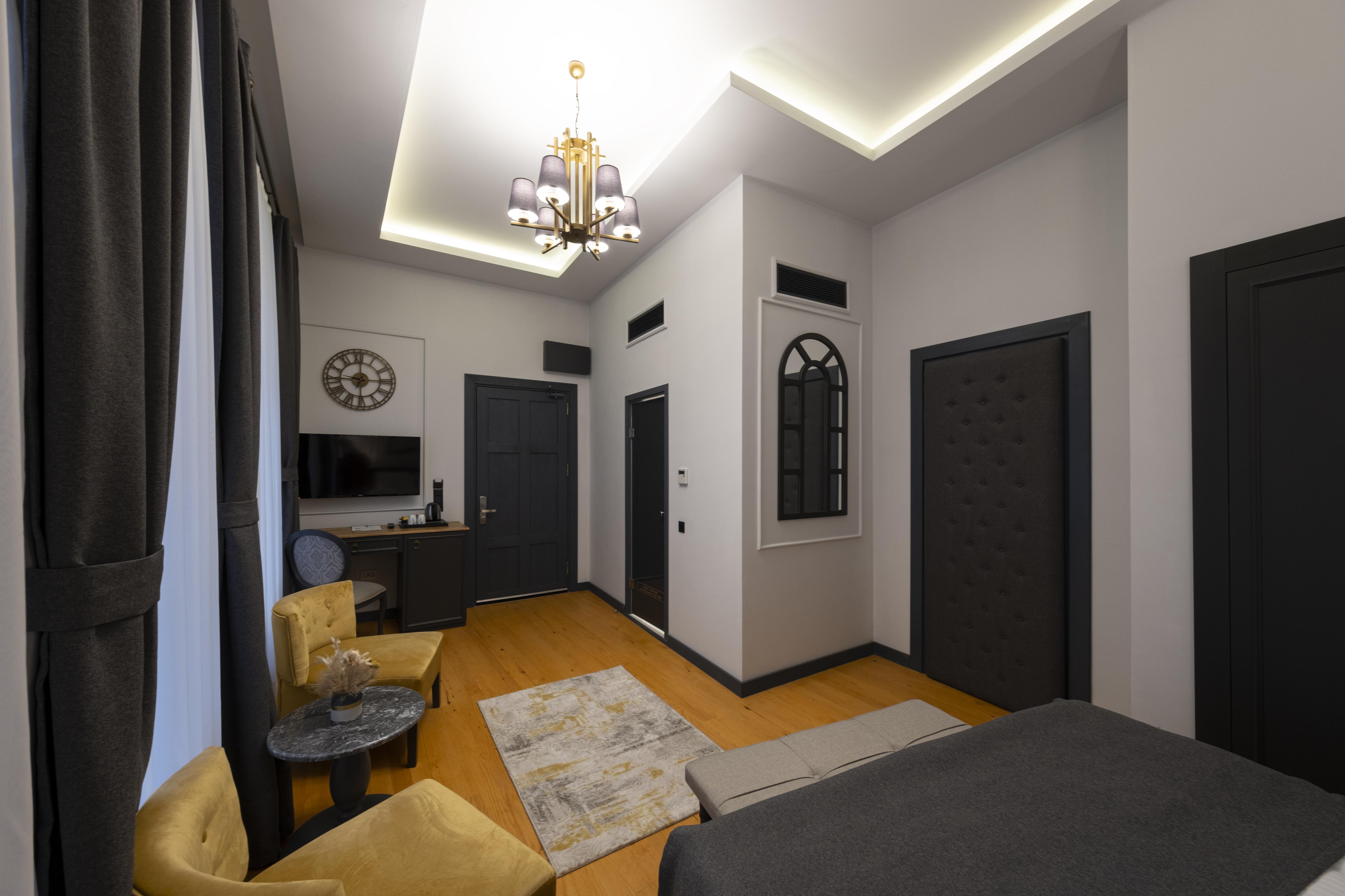 Ferman Port - Special Category Hotel