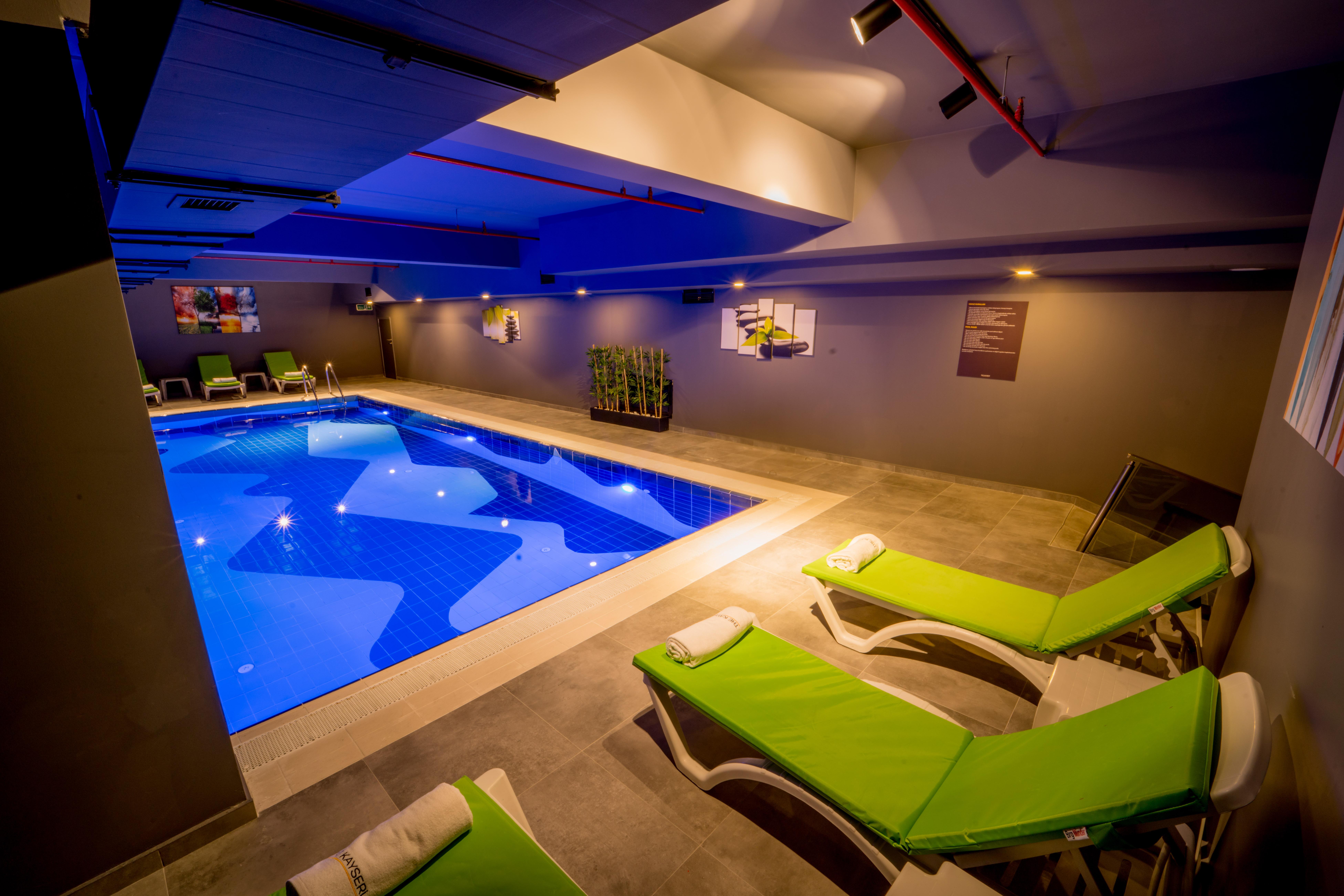 The Loft Hotel 2*