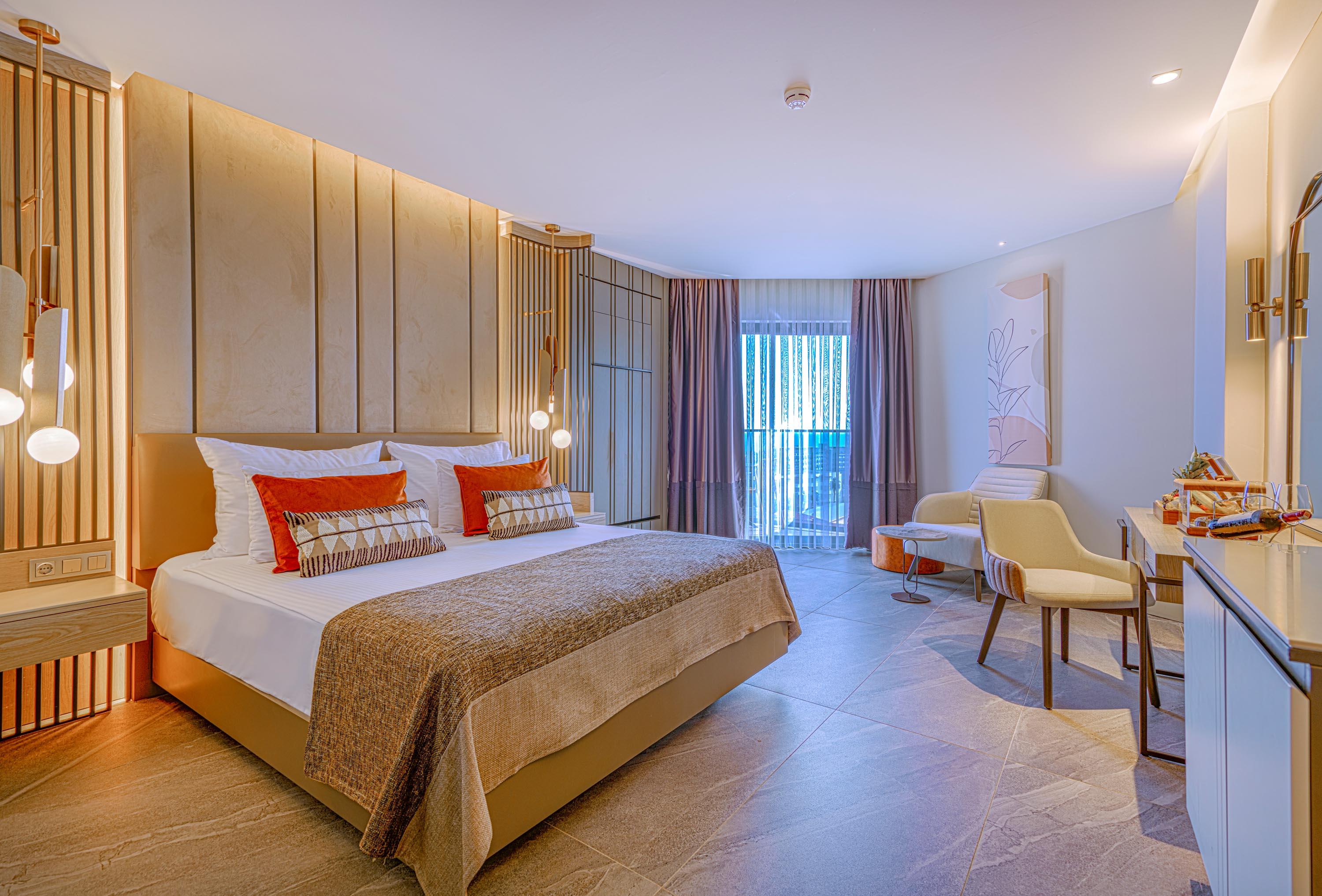 Calyptus Kirman Premium 5* Side
