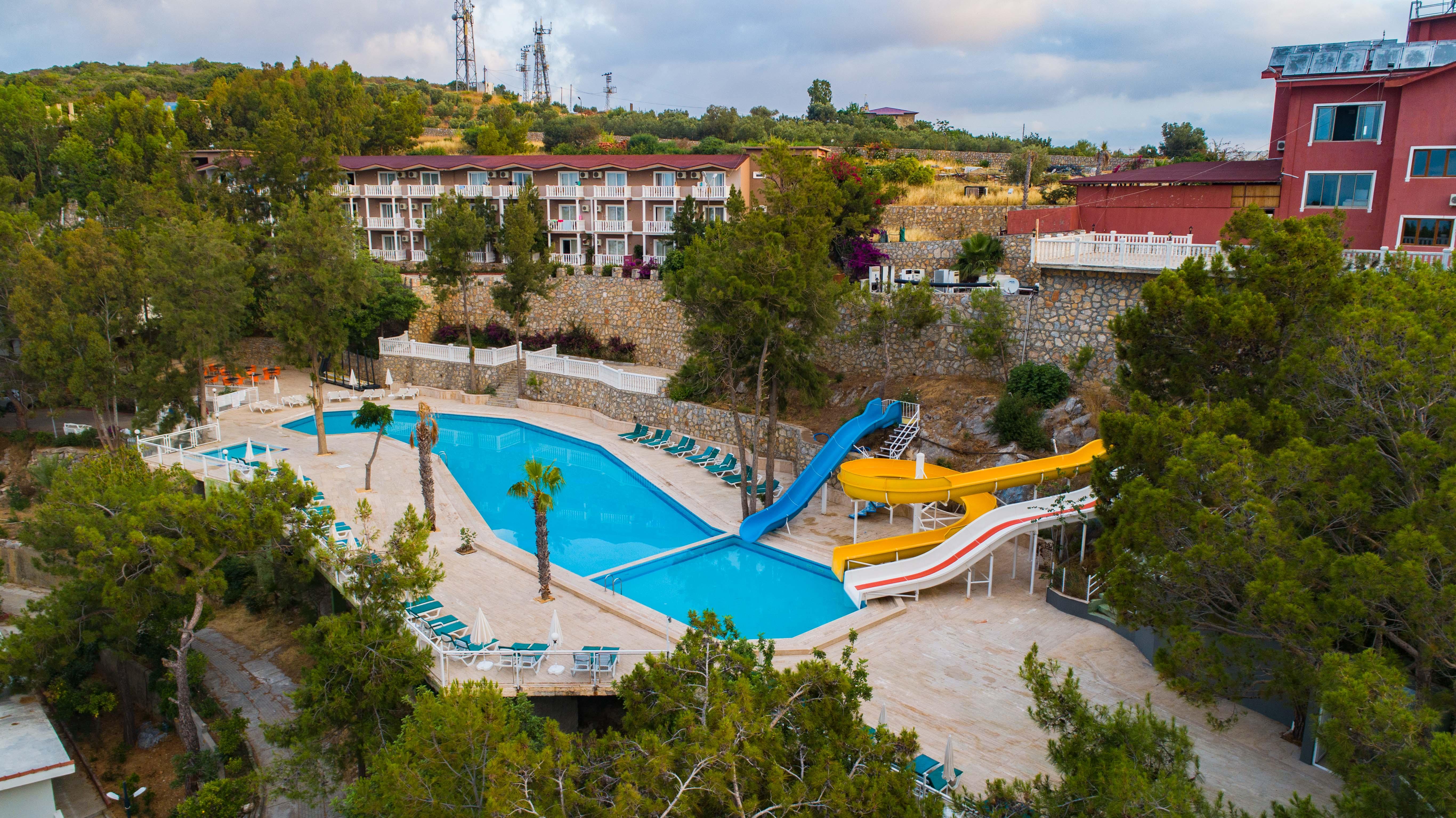 Senza Garden Club Hotel