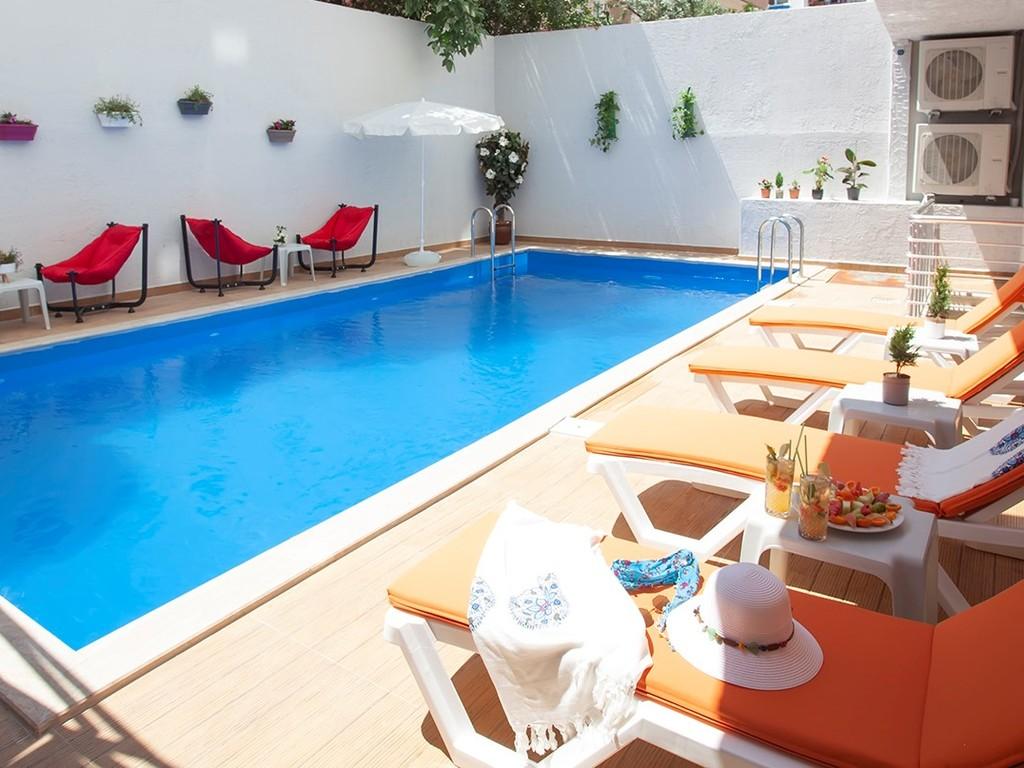 Old Town Point & Hotel 4*