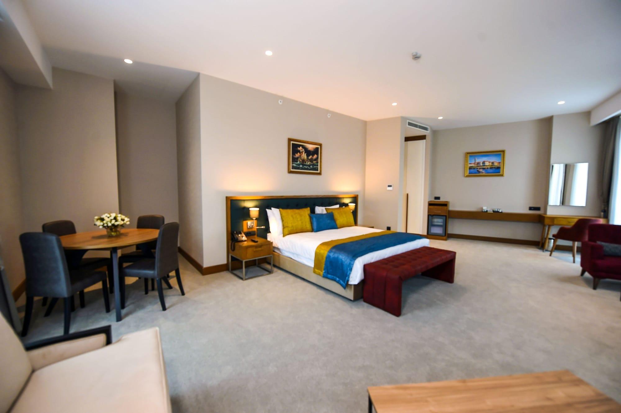 Hotel Cher & Taksim 5*