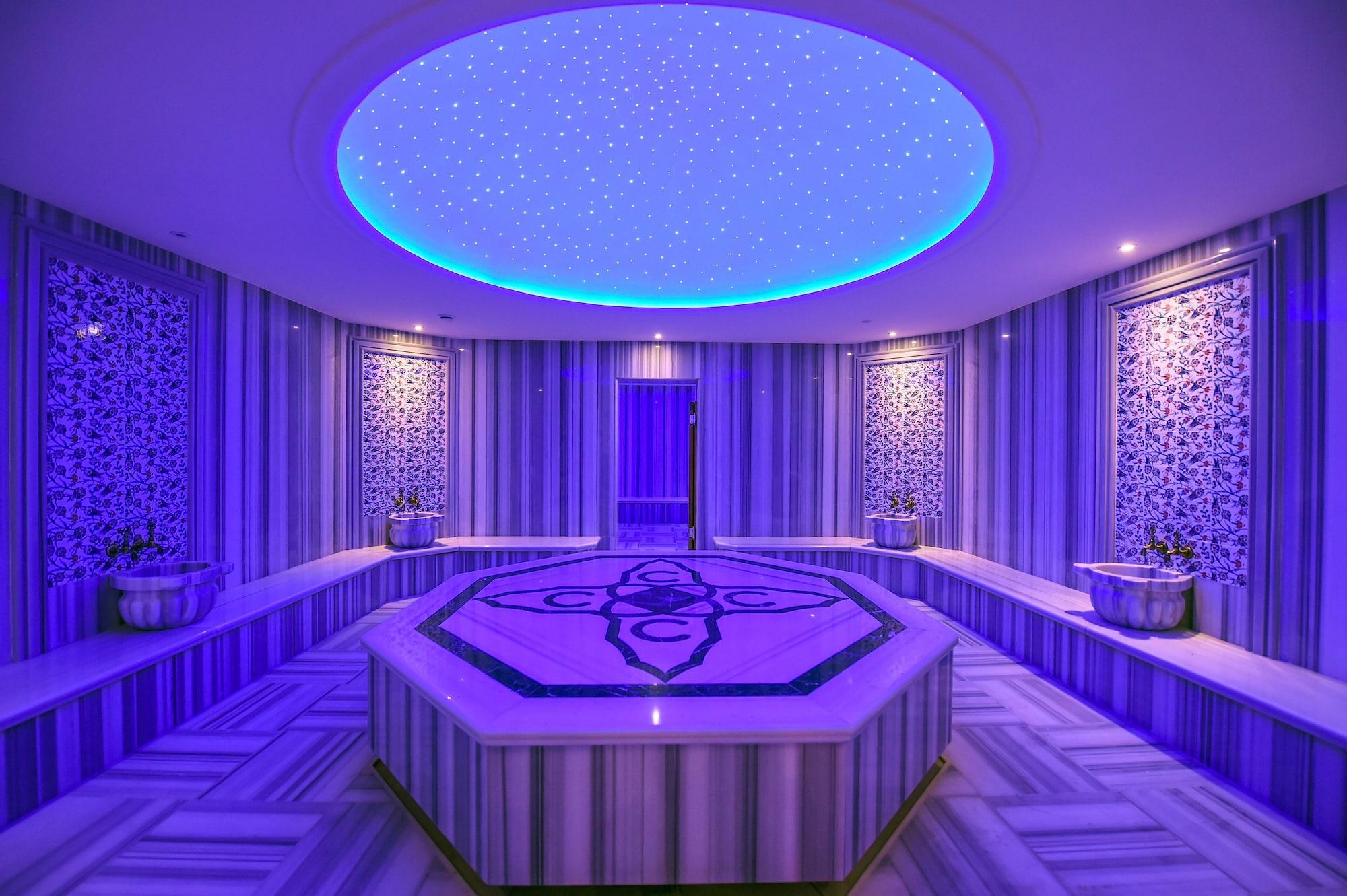 Hotel Cher & Taksim 5*