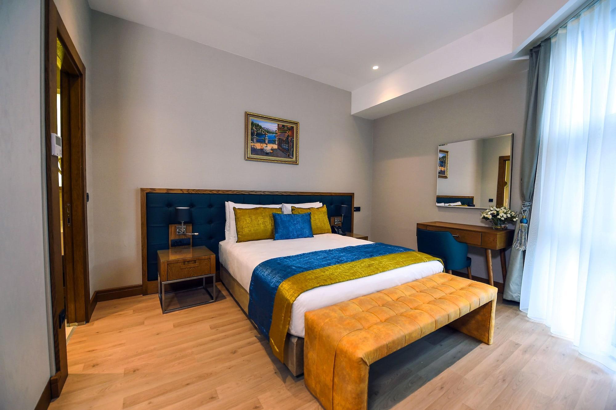 Hotel Cher & Taksim