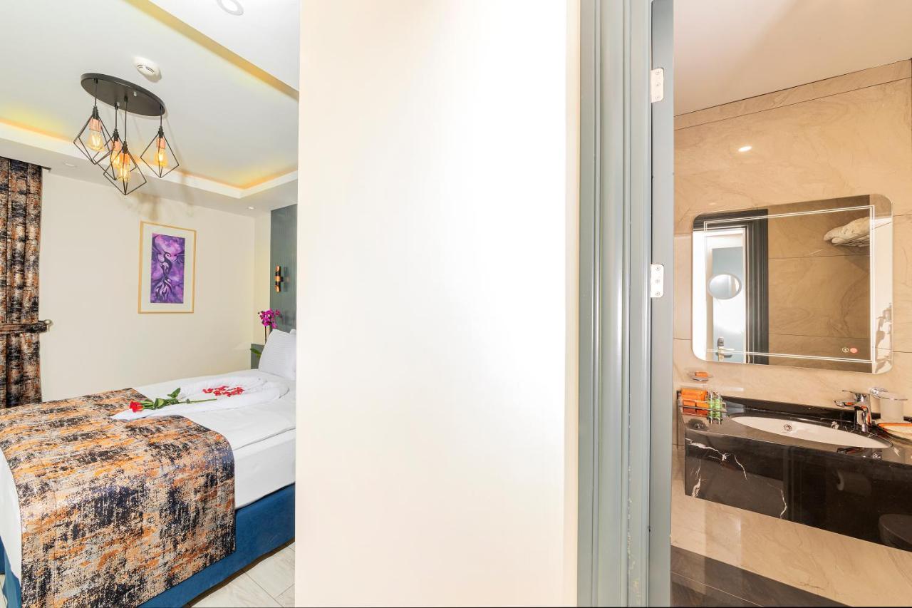 The Magnaura Palace Hotel Istanbul