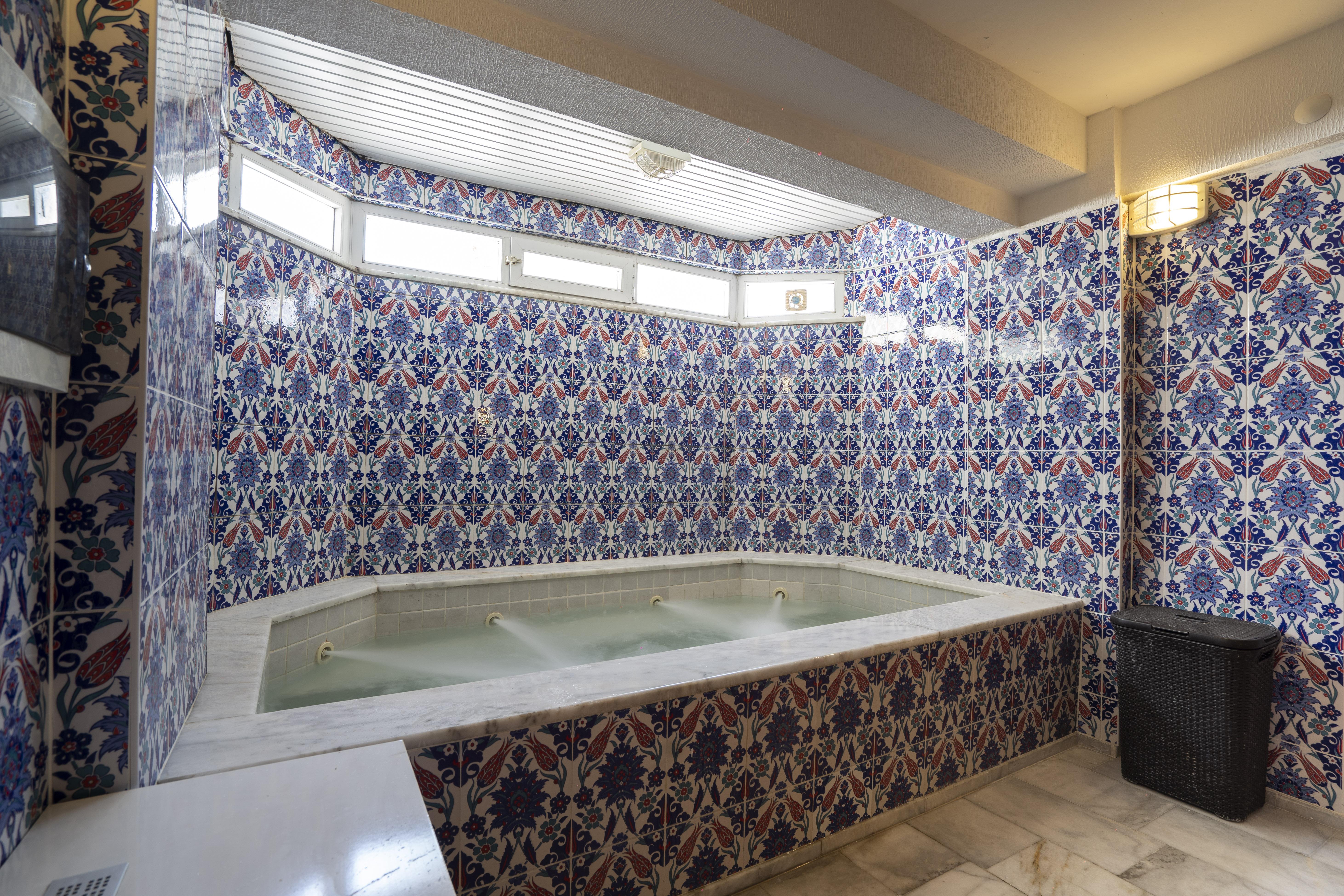 Ayapam Hotel 4*