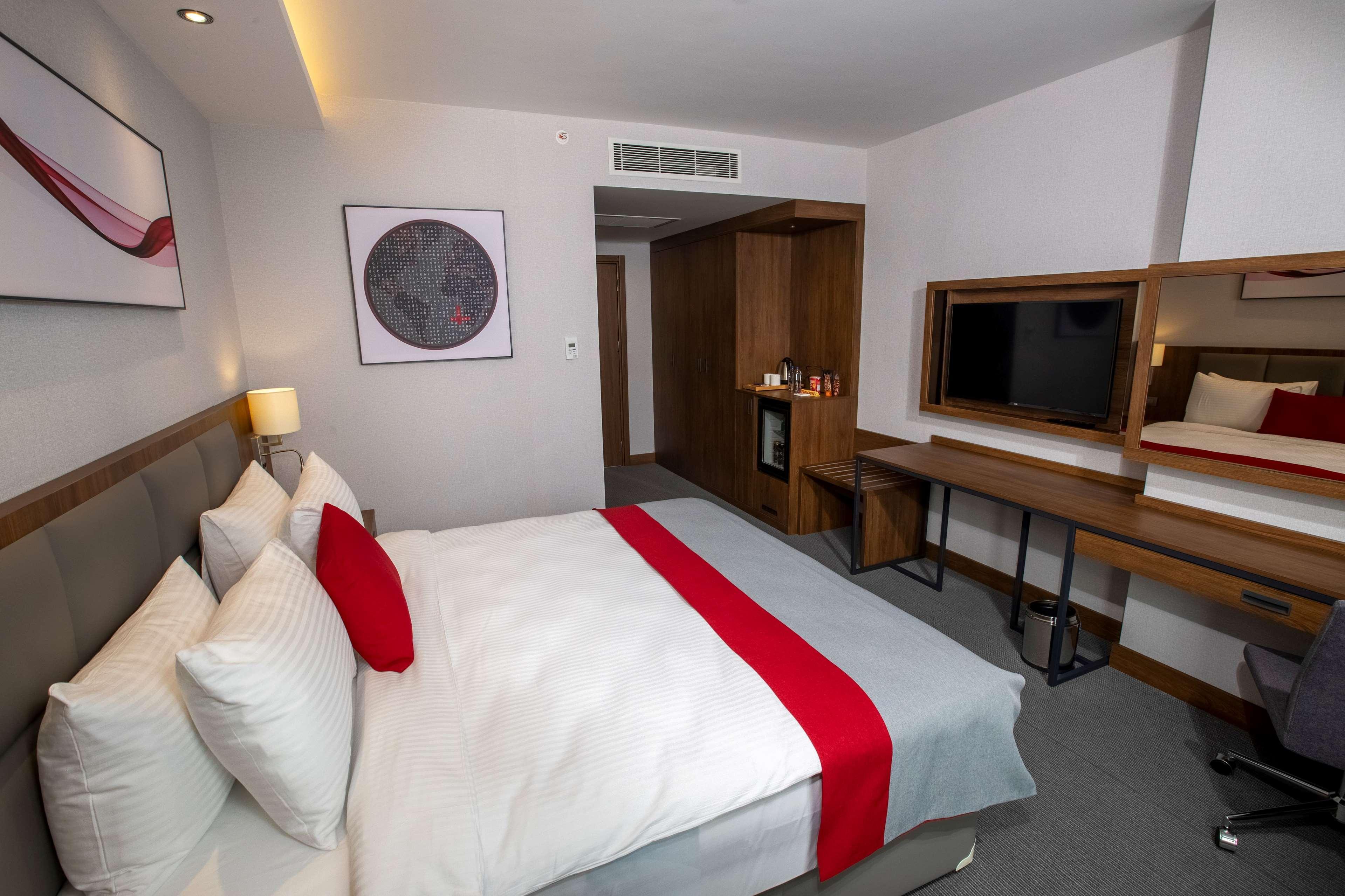 Ramada By Wyndham Aliaga Izmir