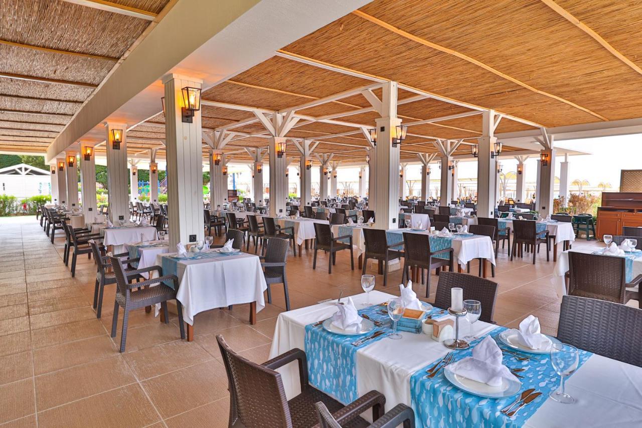 Crystal Palace Luxury & Resort Side