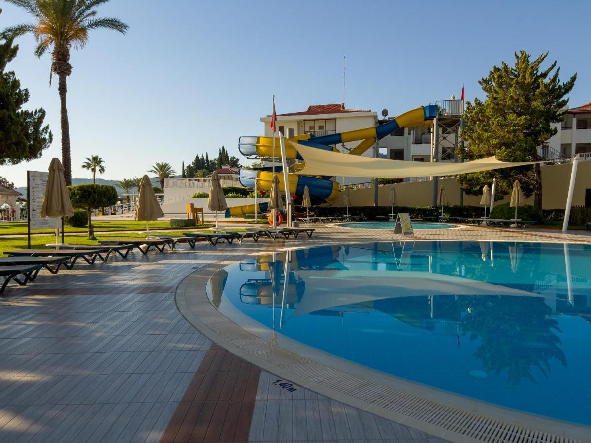 Aqi Hydros Club Hotel