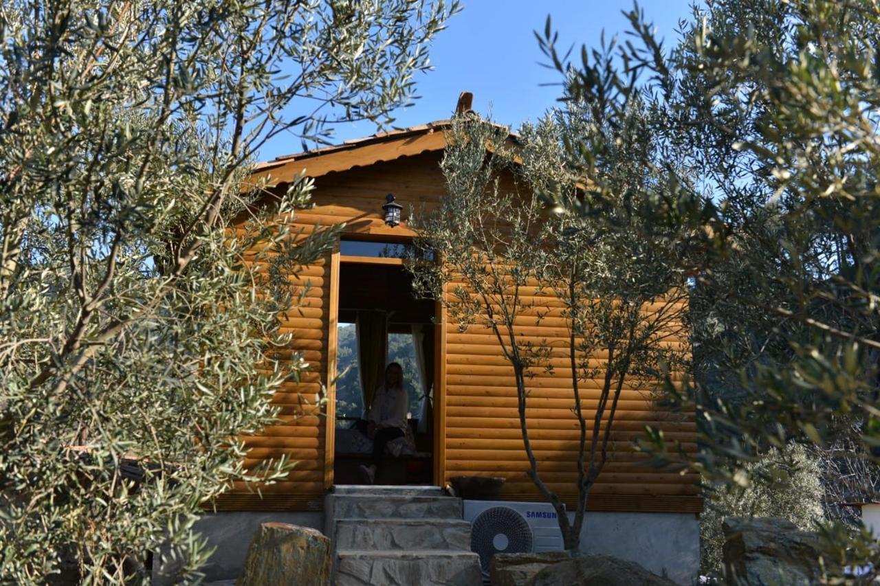 Heaven's Gate Lodge *