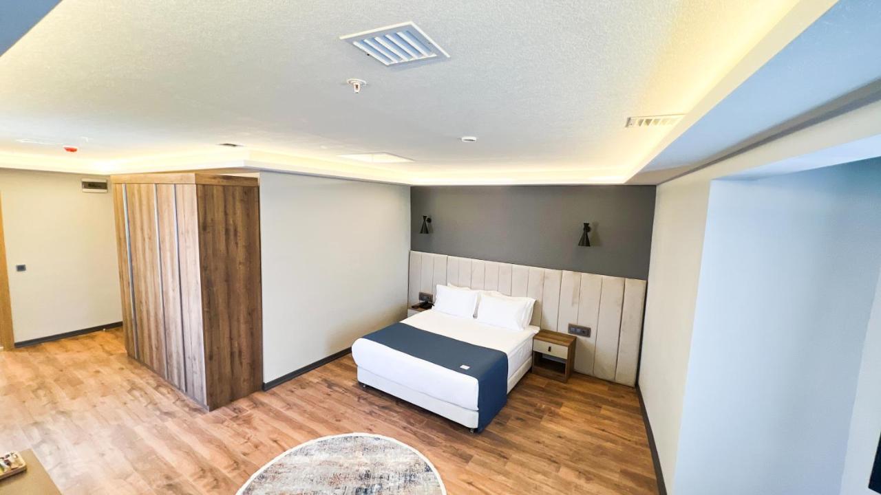 Nira Boutique 4*