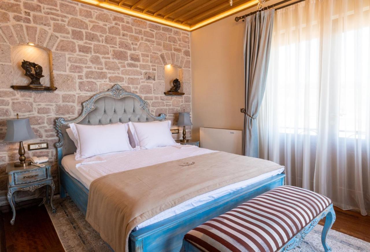 Cunda Baradiel * Ayvalik