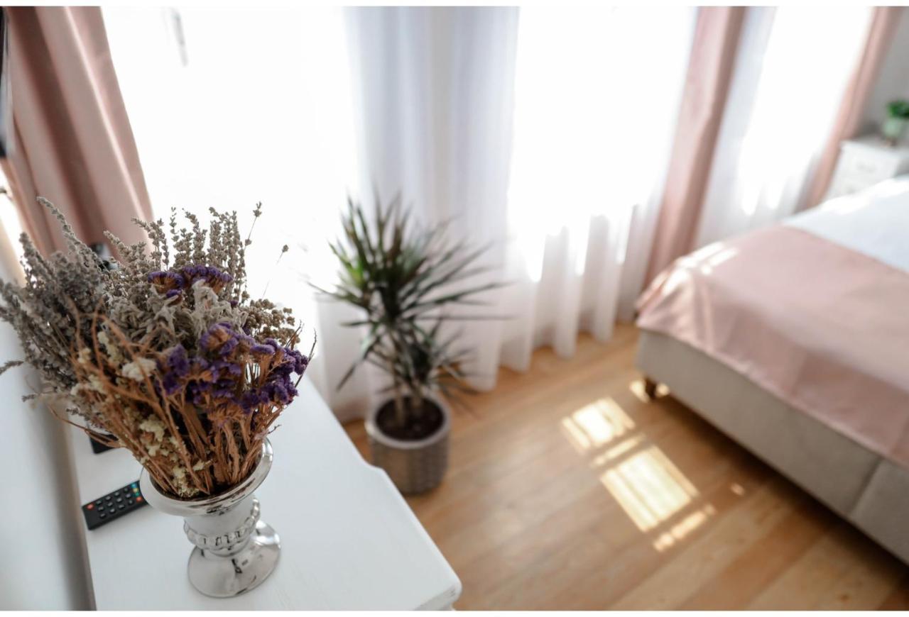 Baris Cunda Hotel