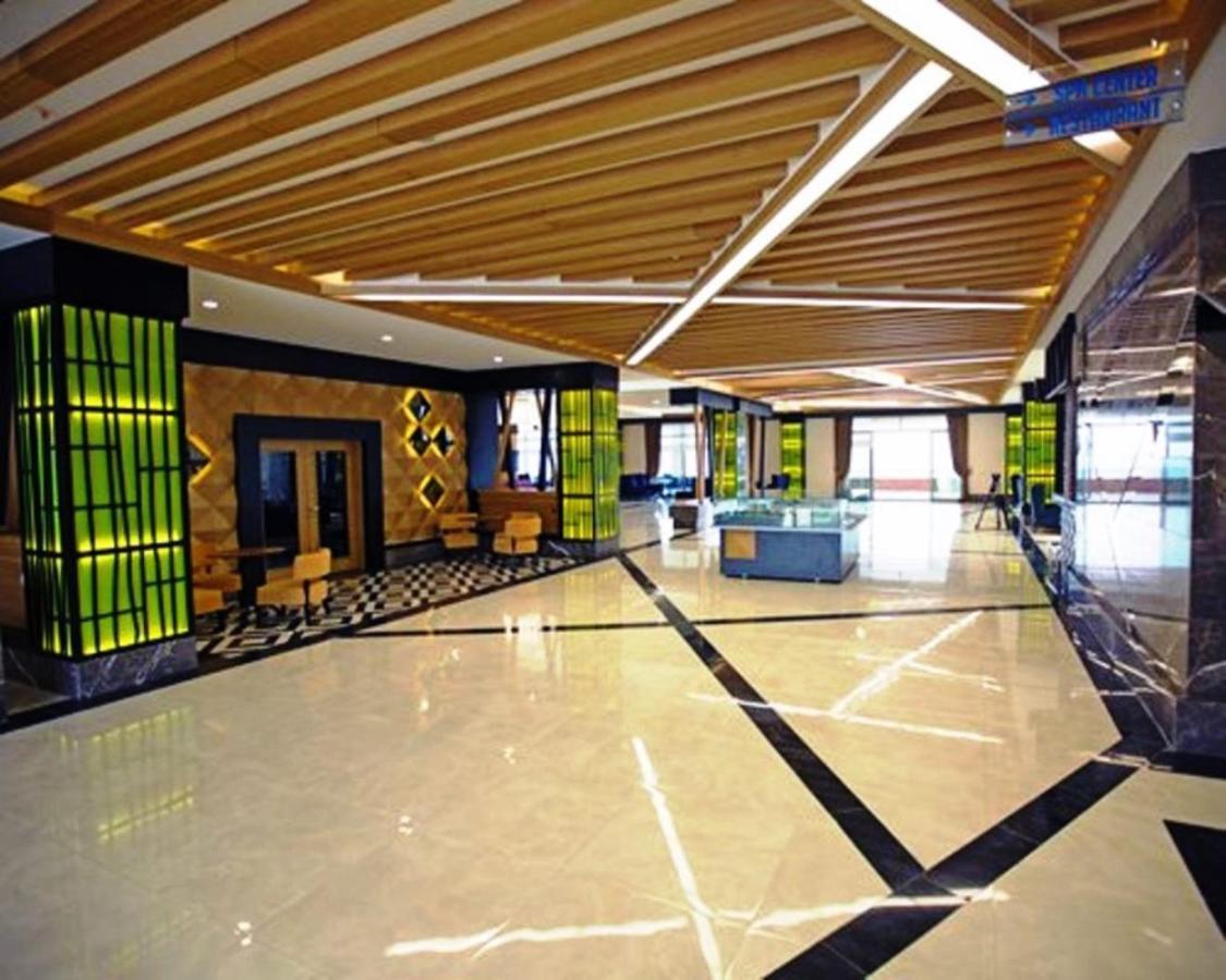 Ramada By Wyndham Hotel 3*