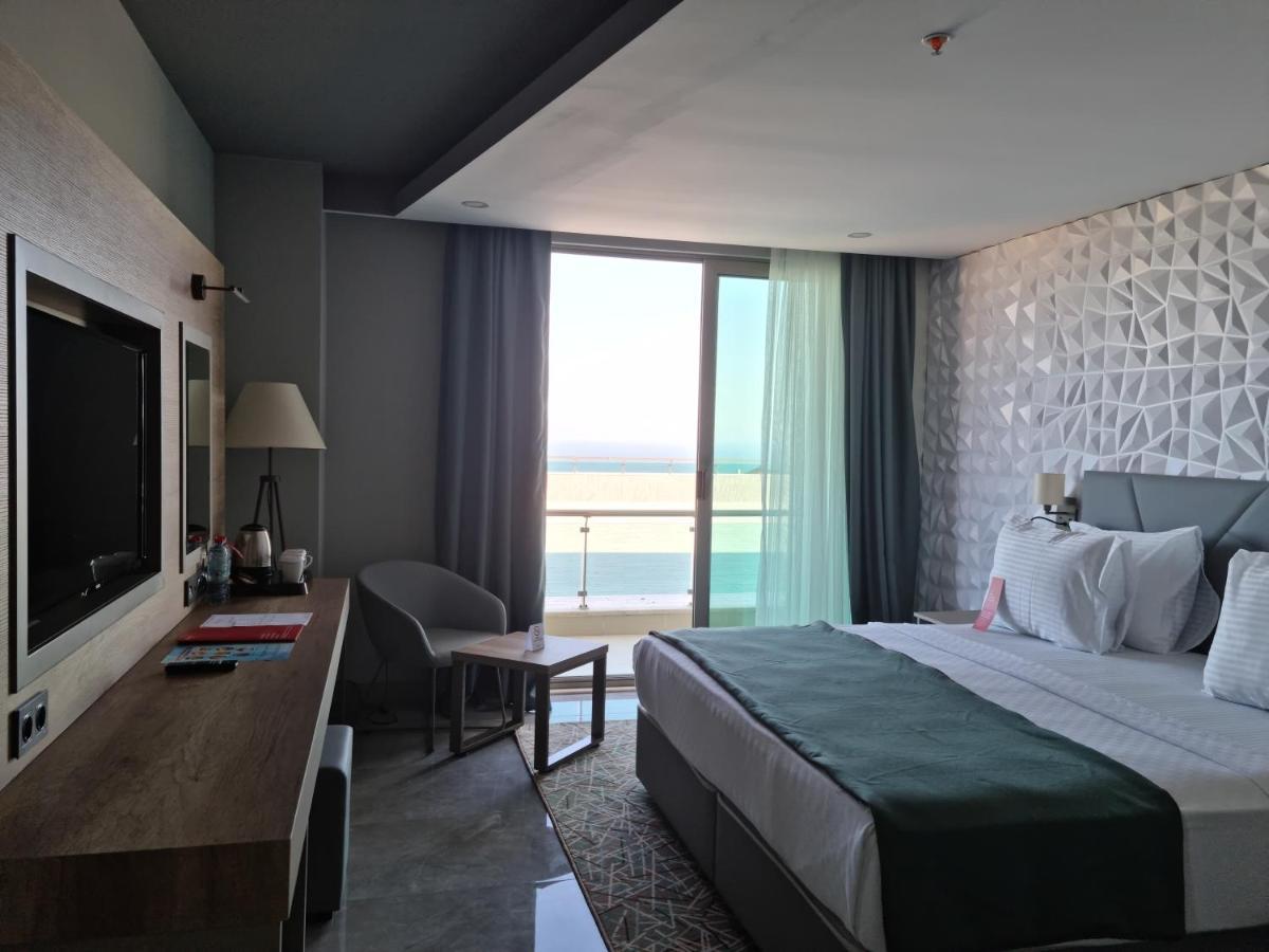 Hotel Ramada By Wyndham 3*