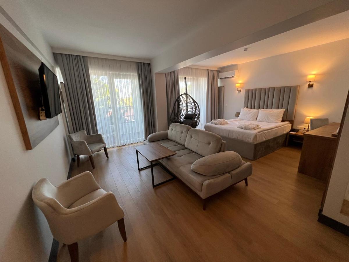 Life Hotel