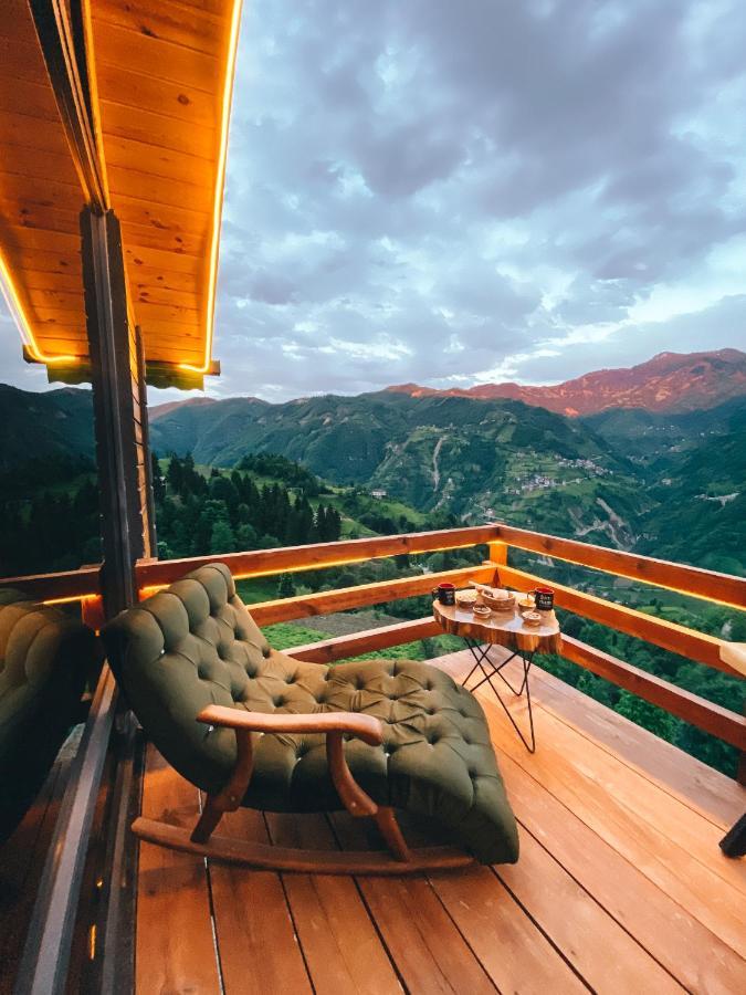 Zirvedekal Hotel Camlihemsin