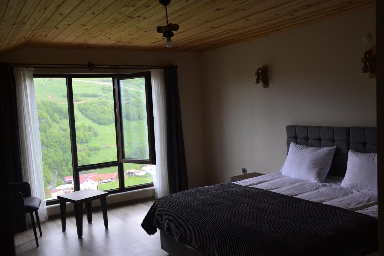 Alya Teras Trabzon